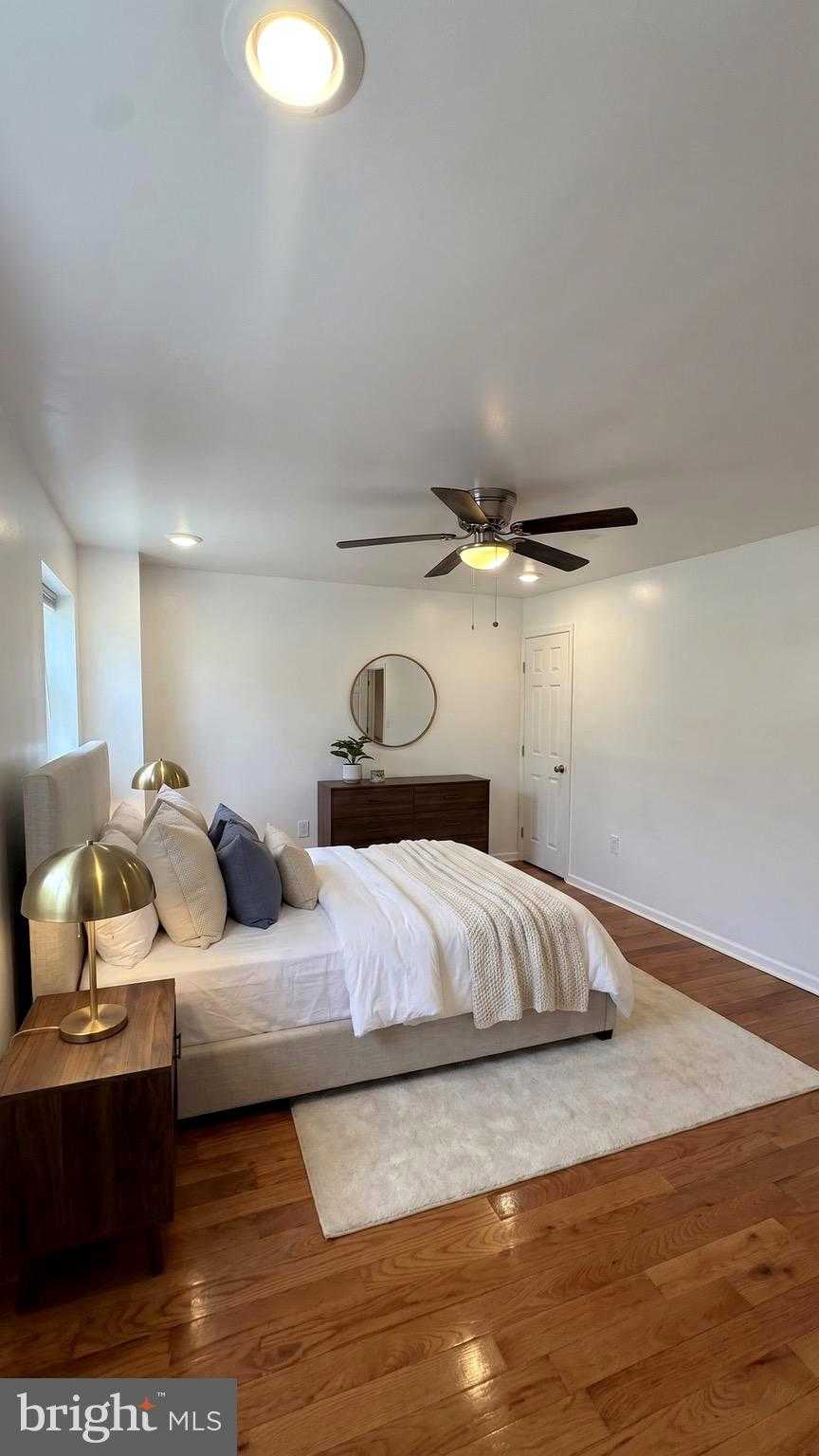 4343 Roberton Ave photo 5