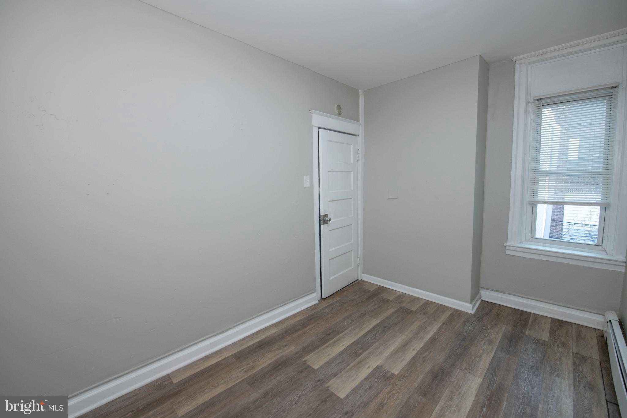2047 Albright St photo 14