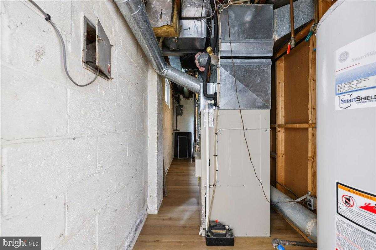 1901 Ladd St photo 73