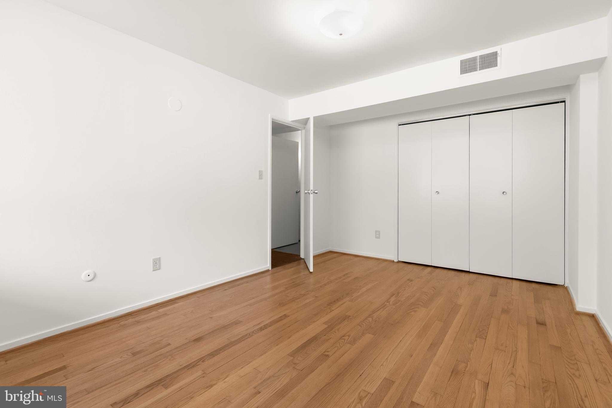 8210 Stone Trail Dr photo 10