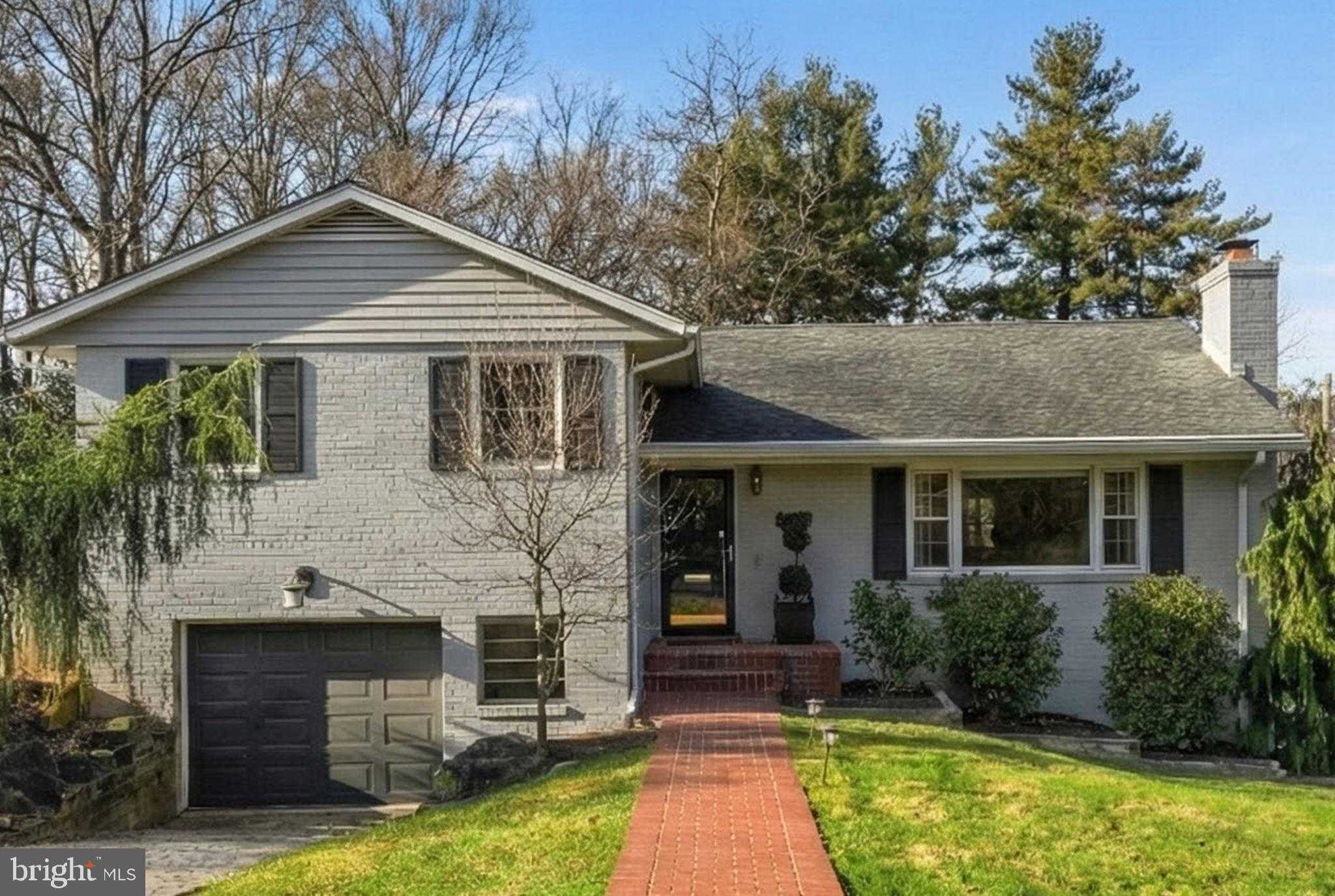 4324 37th Rd N