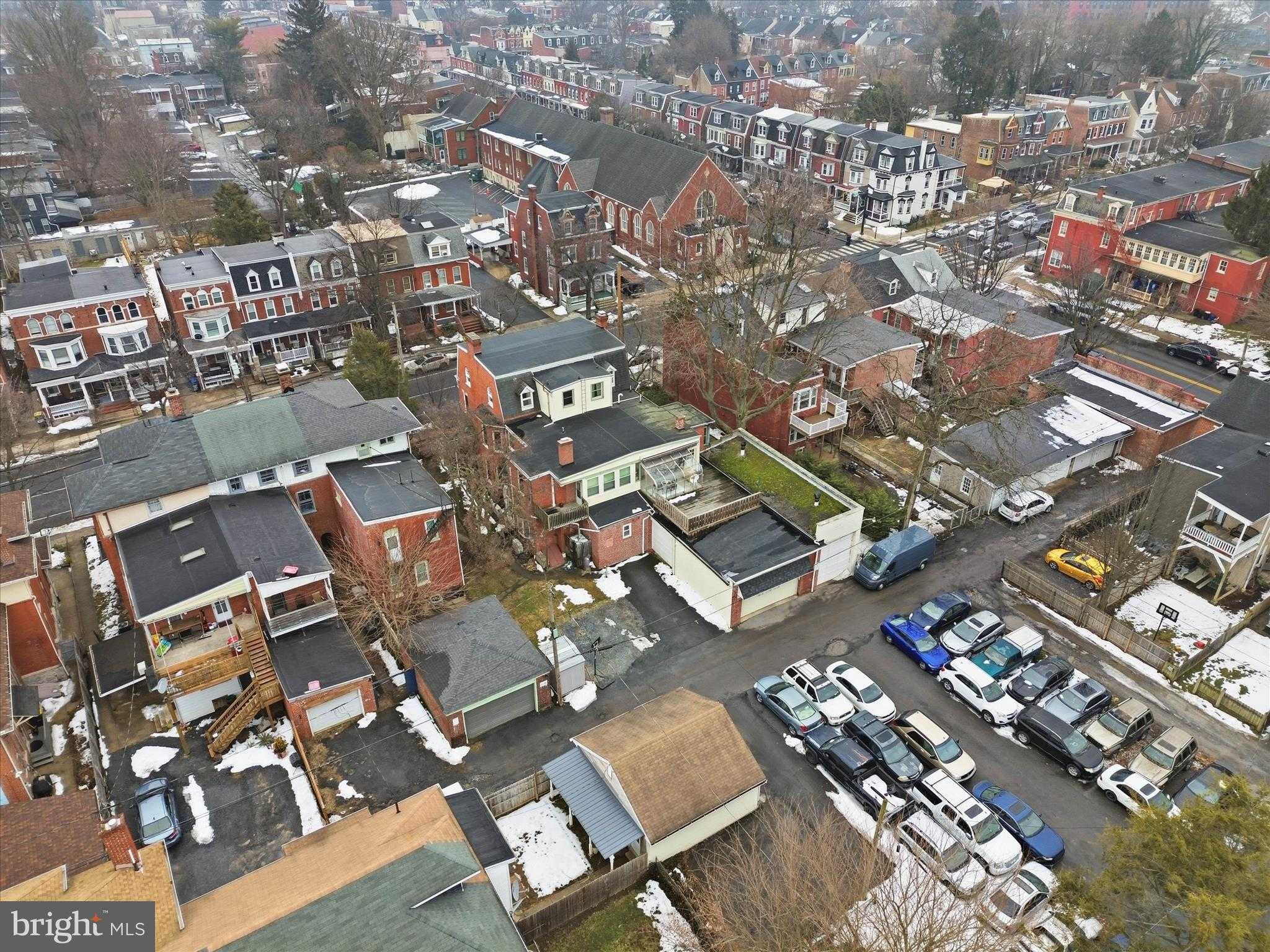 716 N Lime St photo 71