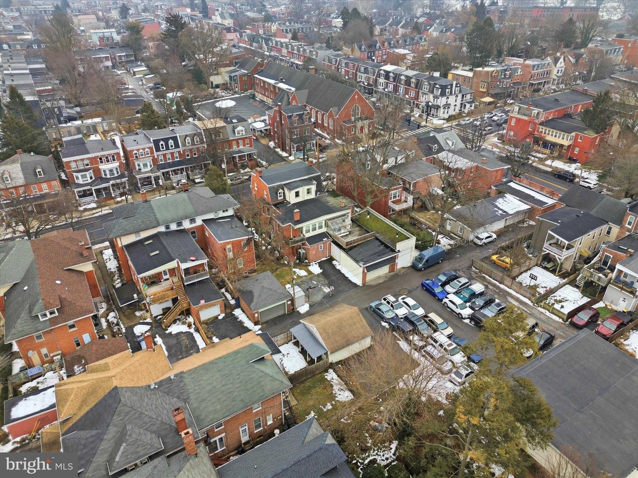 716 N Lime St photo 72