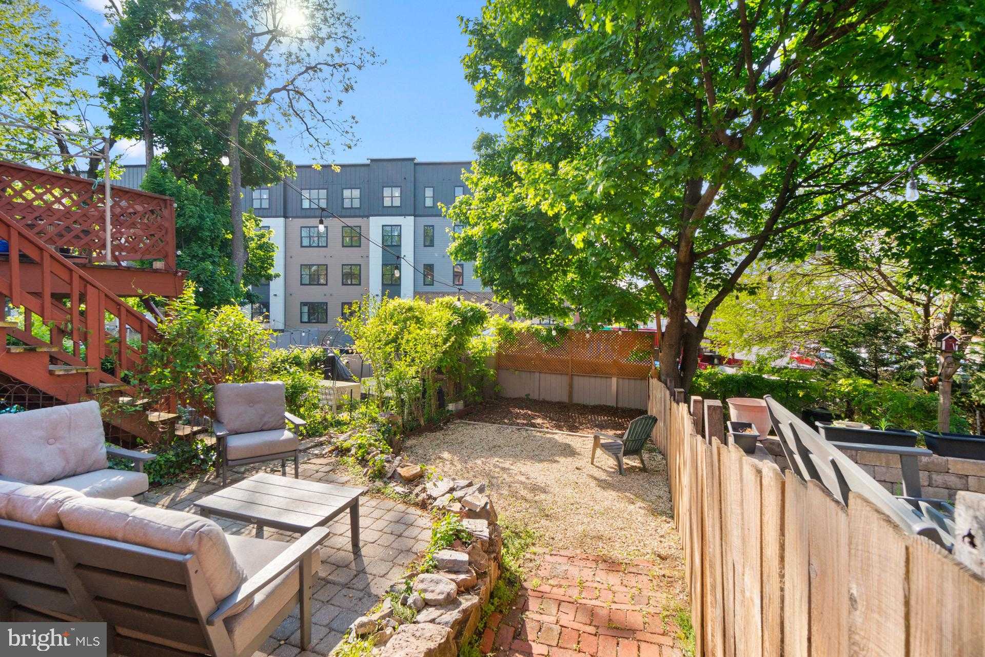 17 S Jefferson St photo 36