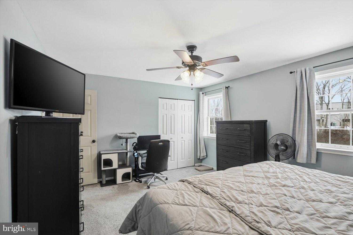 200 Hughes Ave photo 24