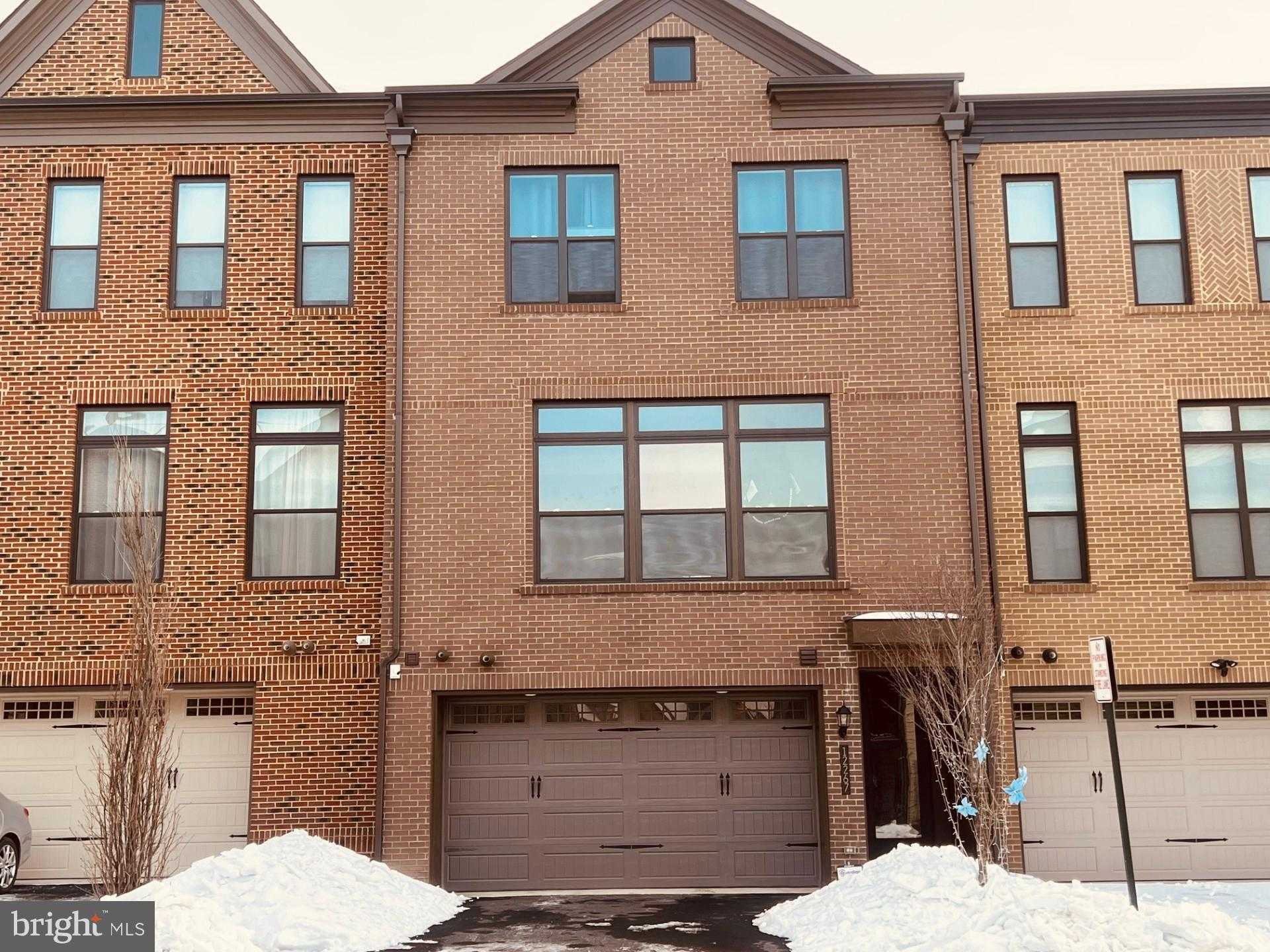 12267 Sweet Willow Ln