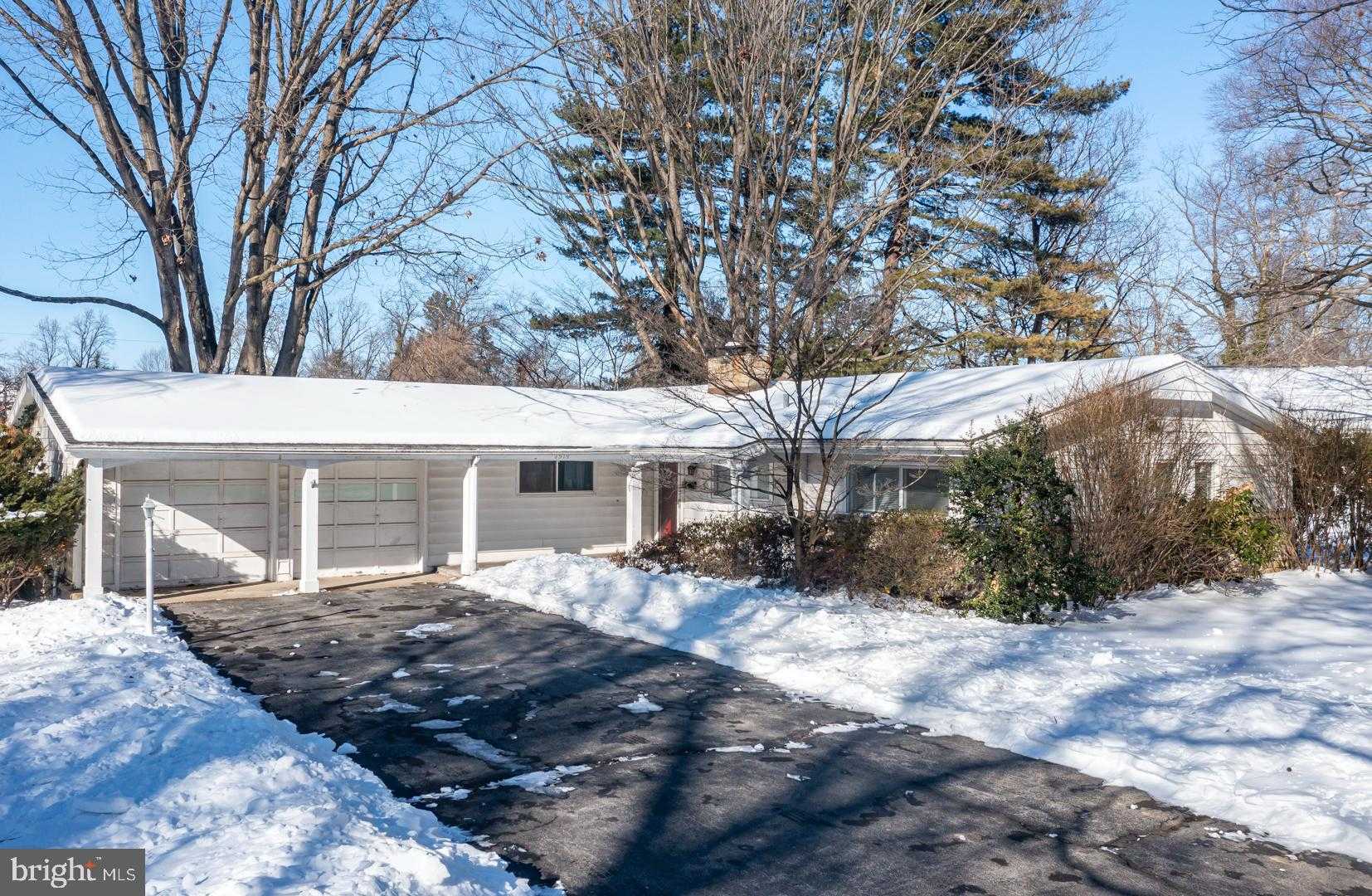 1519 Meadowlark Rd