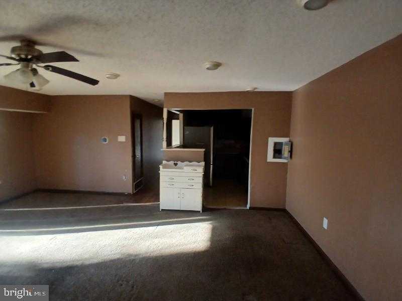 5219 Newton St Apt T3, Bladensburg