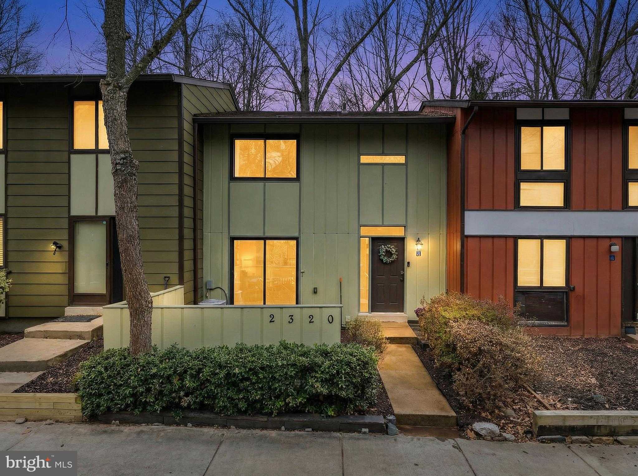 2320 Emerald Heights CT