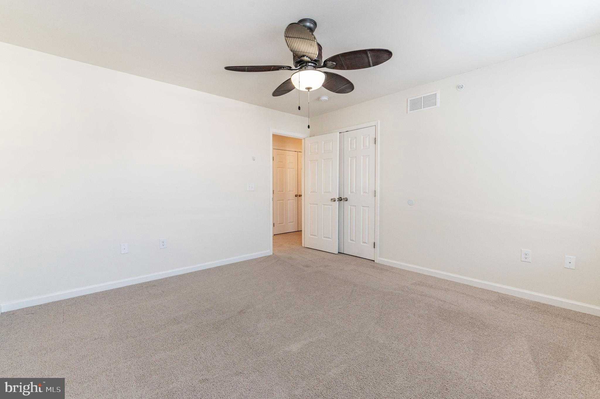 164 Maureen Ln photo 19