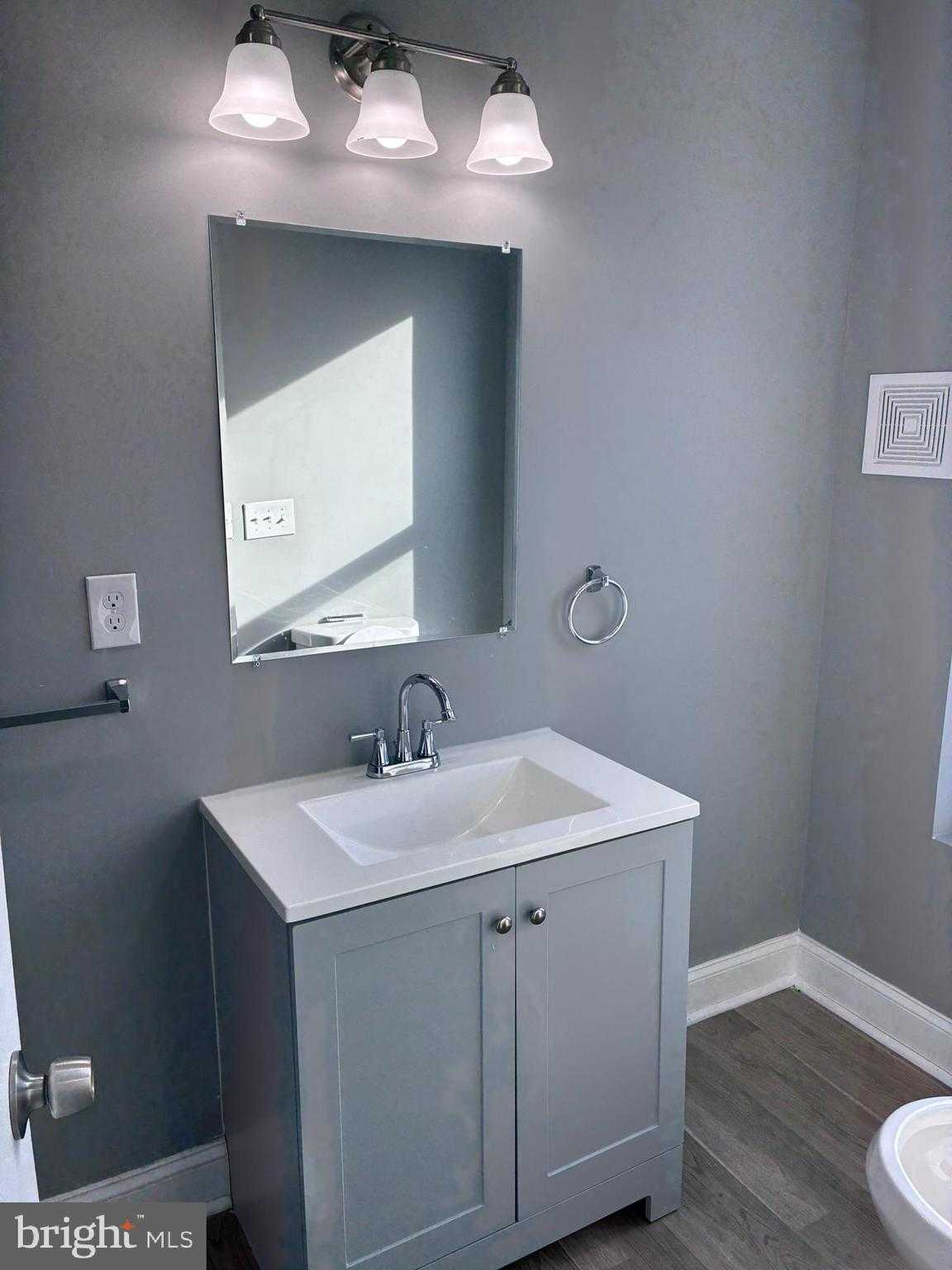 3417 Chestnut Ave photo 14