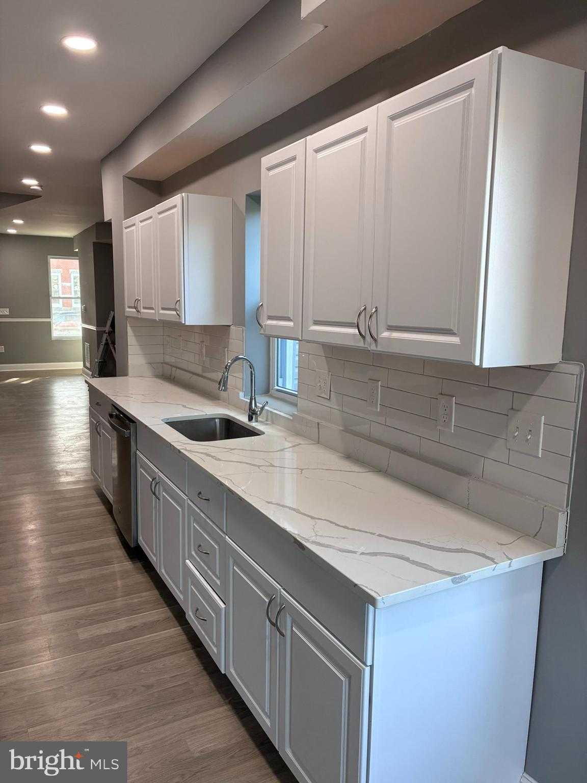 3417 Chestnut Ave photo 5