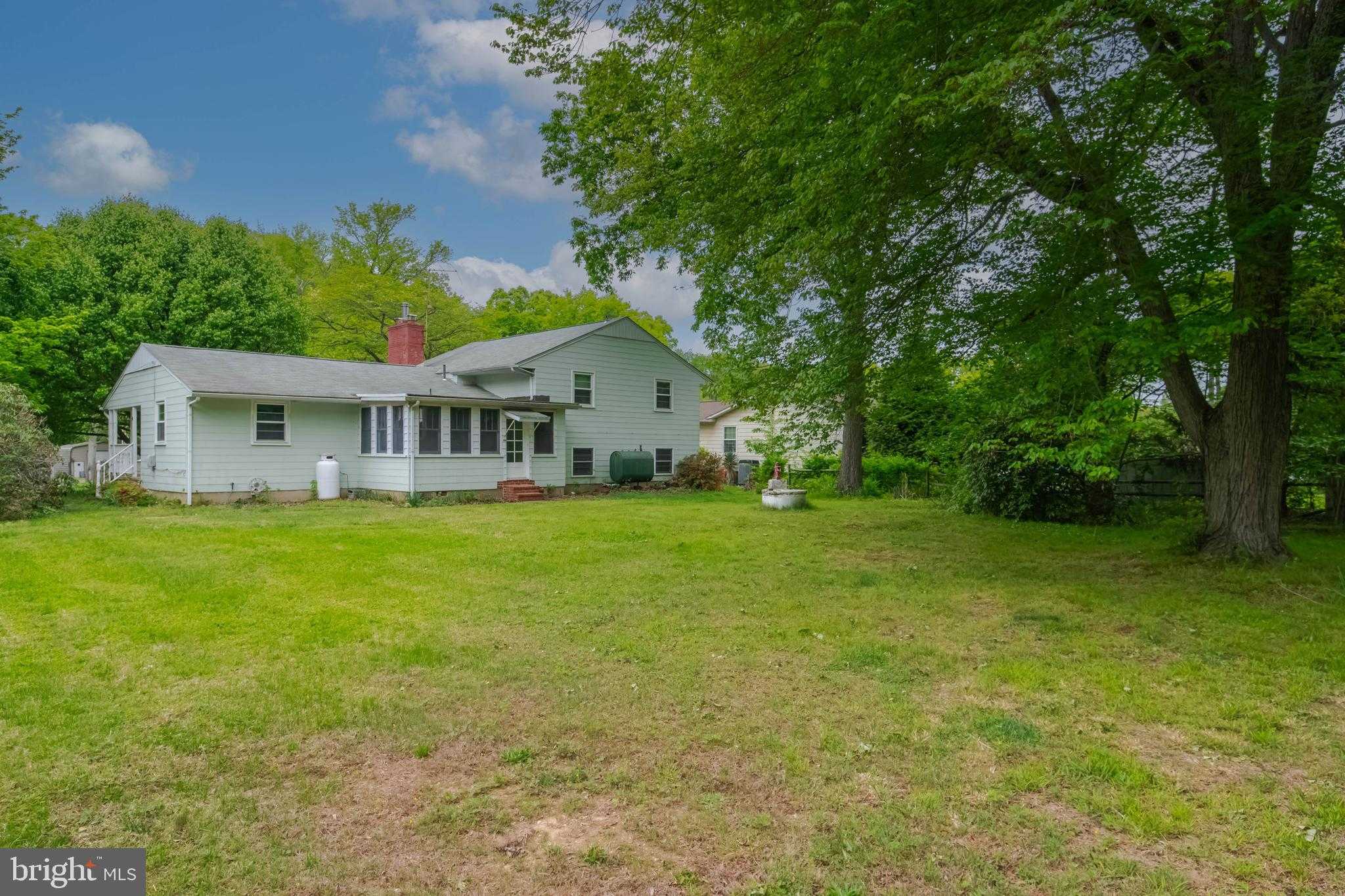 12709 Eastern Ave photo 3