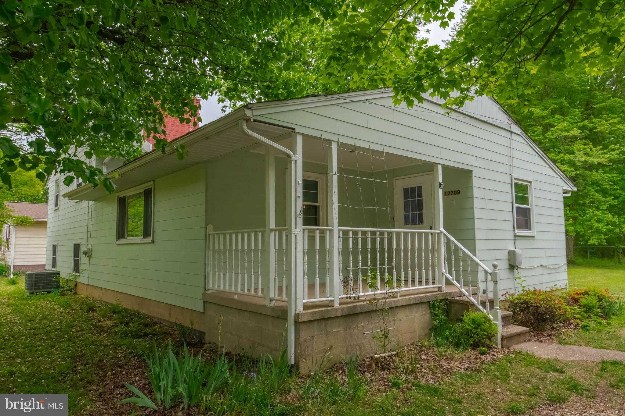 12709 Eastern Ave photo 5