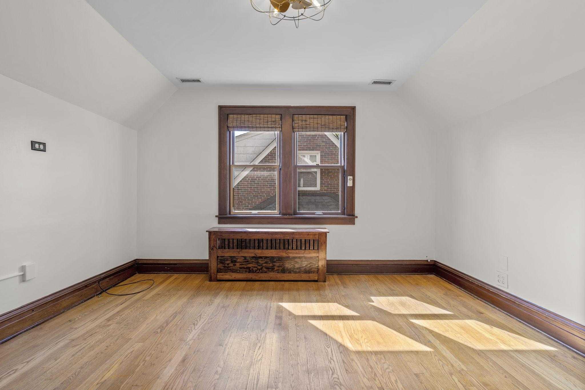 9409 Garwood St photo 24