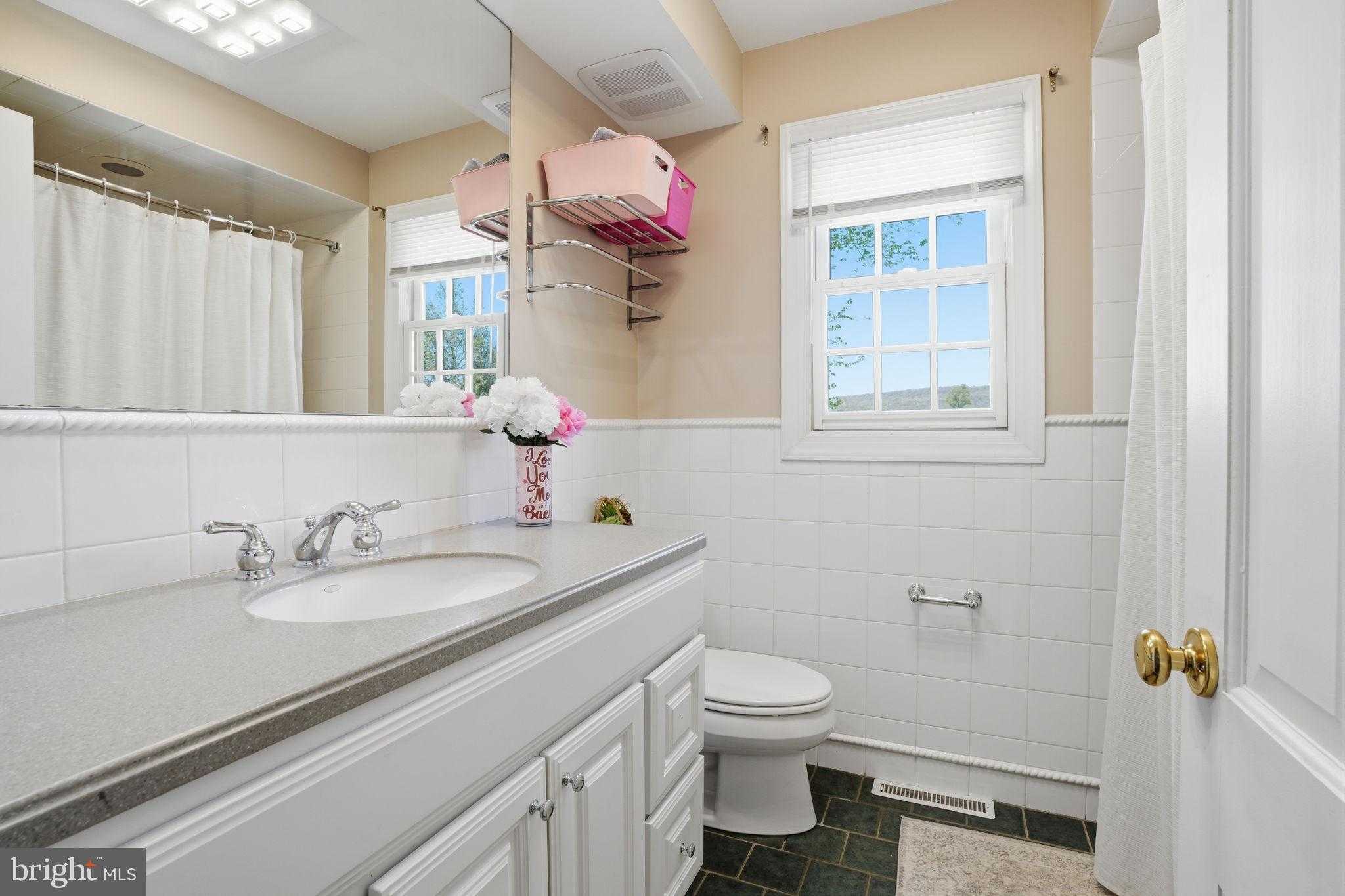 55 Lakeview Dr photo 34