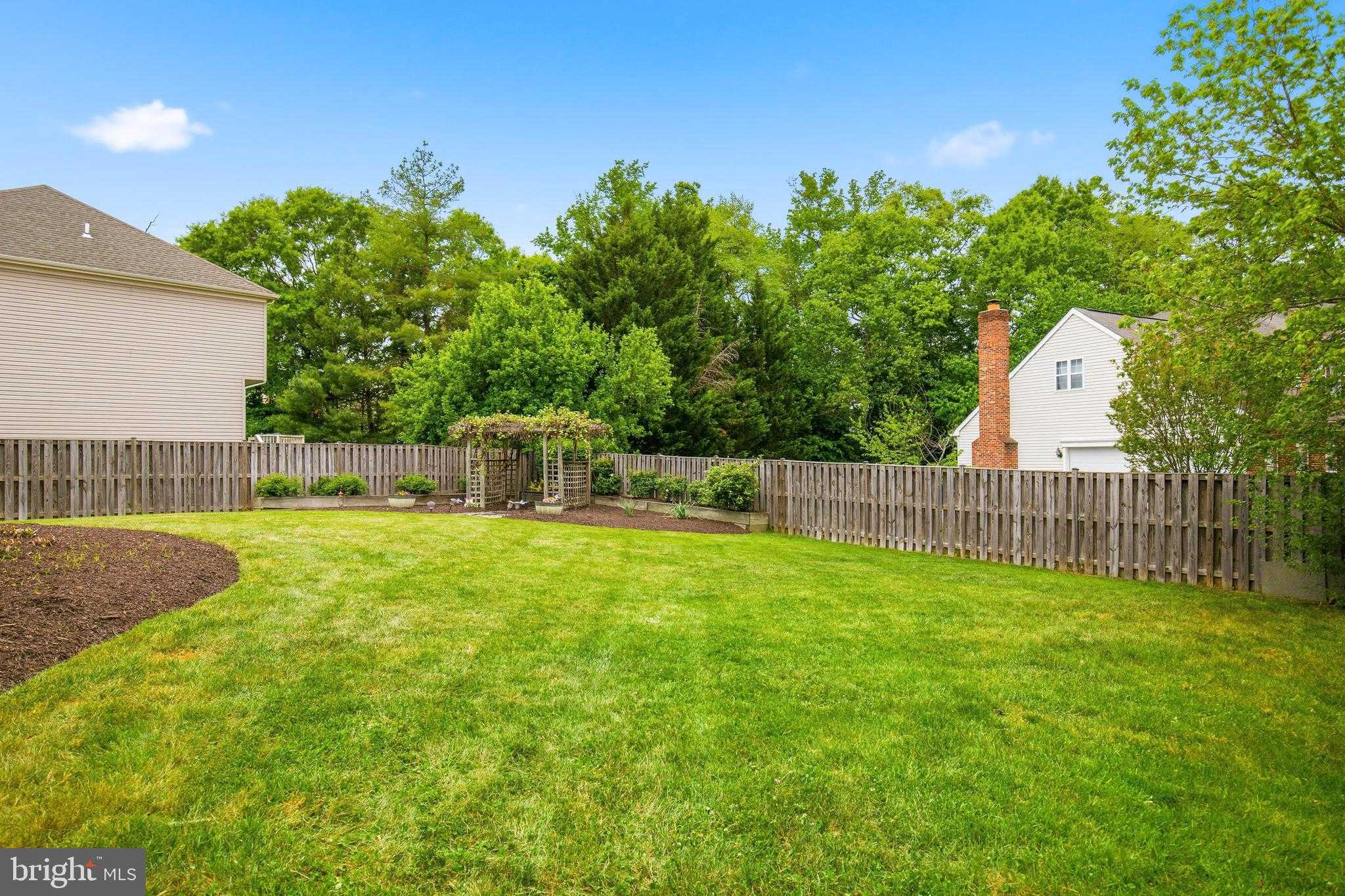 2711 Whistling CT photo 35