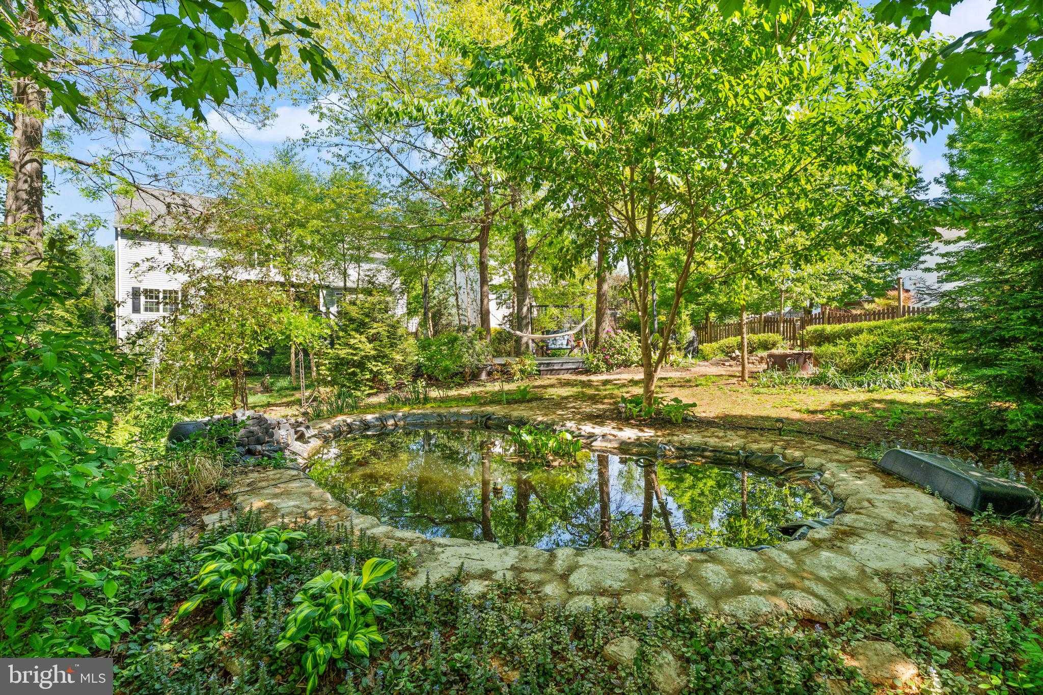 553 Windermere Dr photo 73