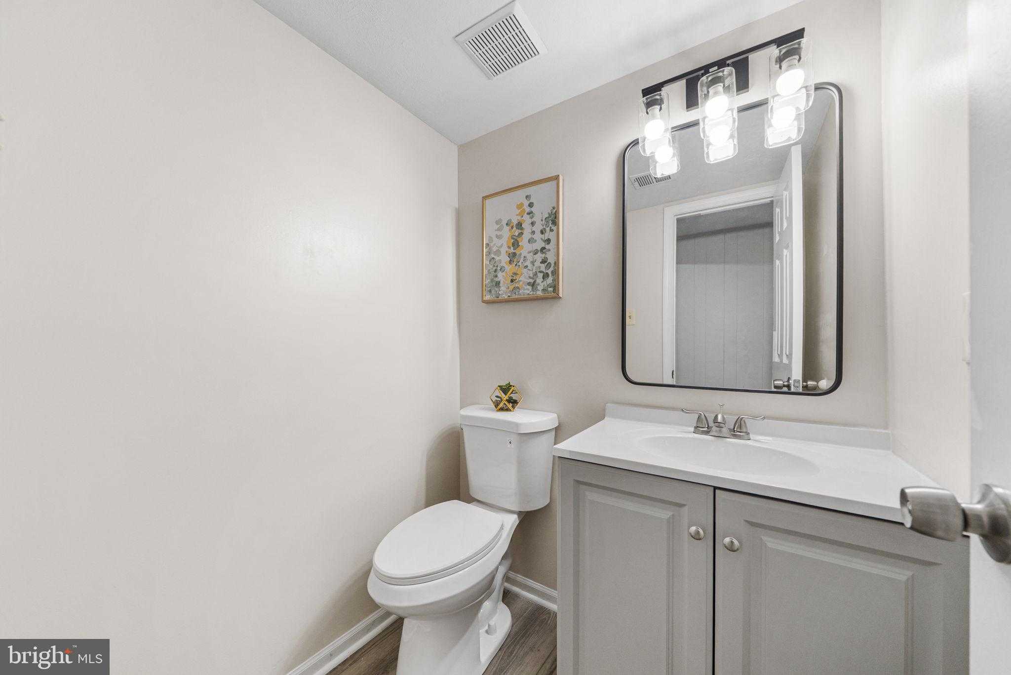 9117 Galbreth CT photo 40