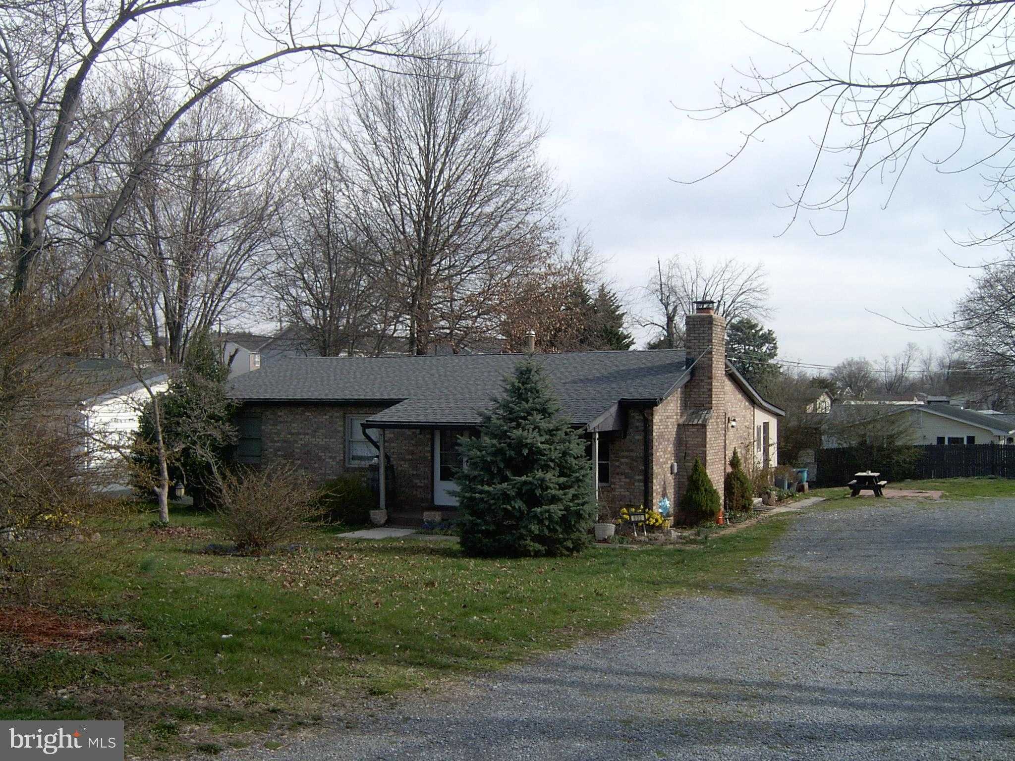 602 N Reymann St photo 1