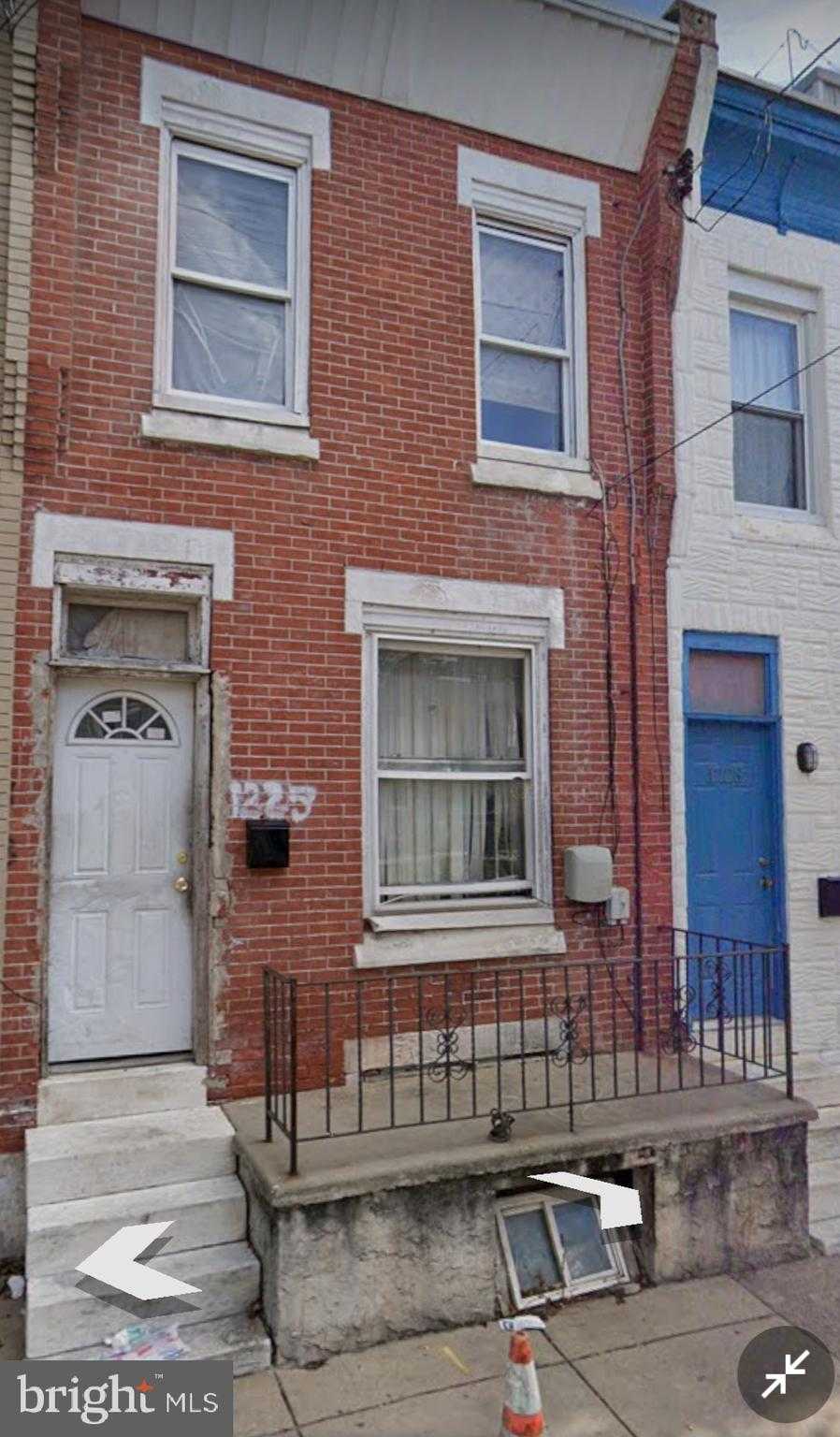 1225 Lecount St photo 1