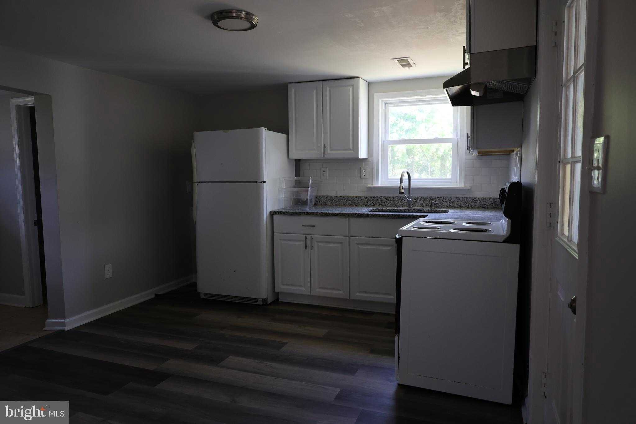 6213 Appletown Rd photo 7