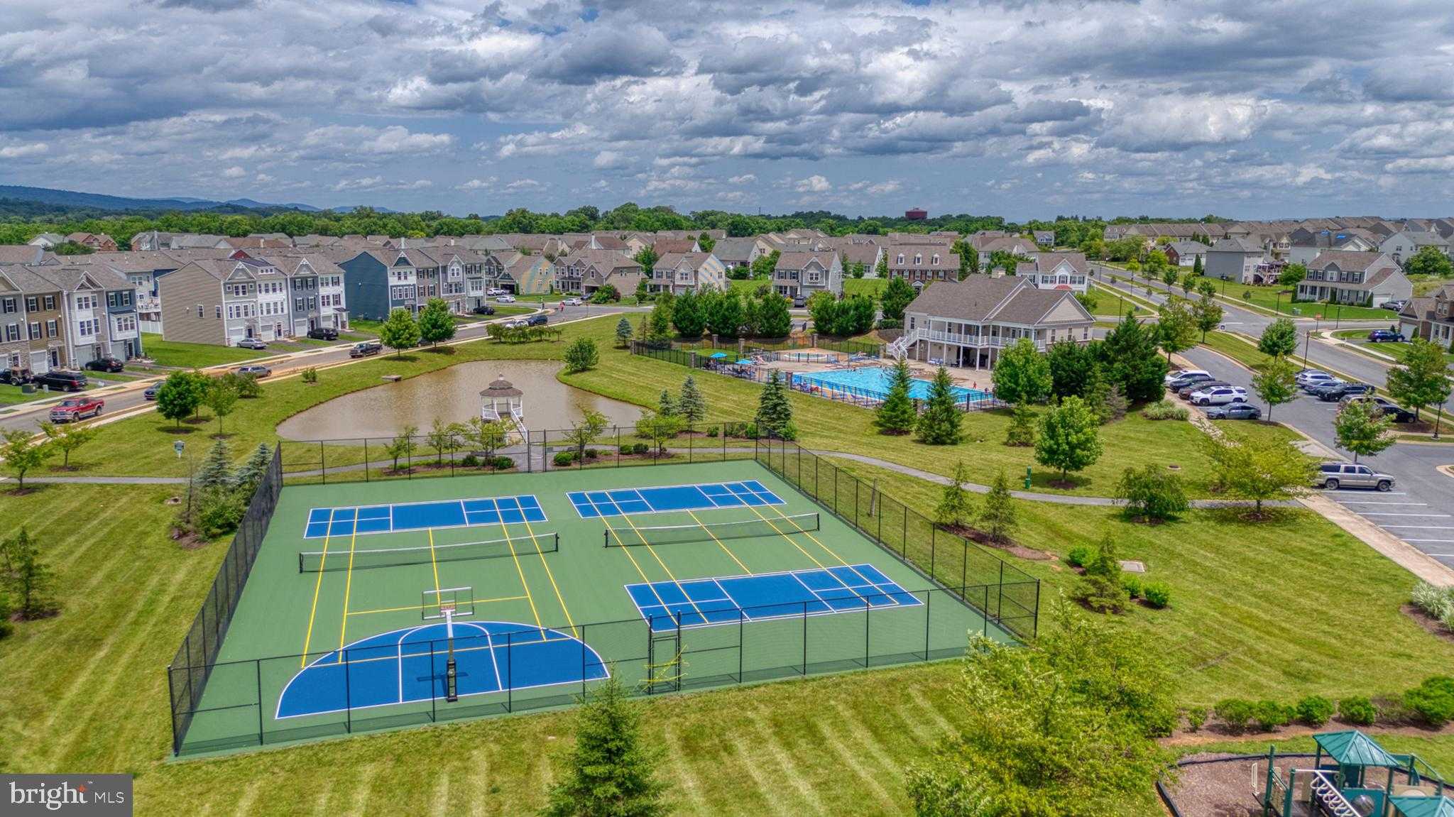 301 Homer CT photo 57