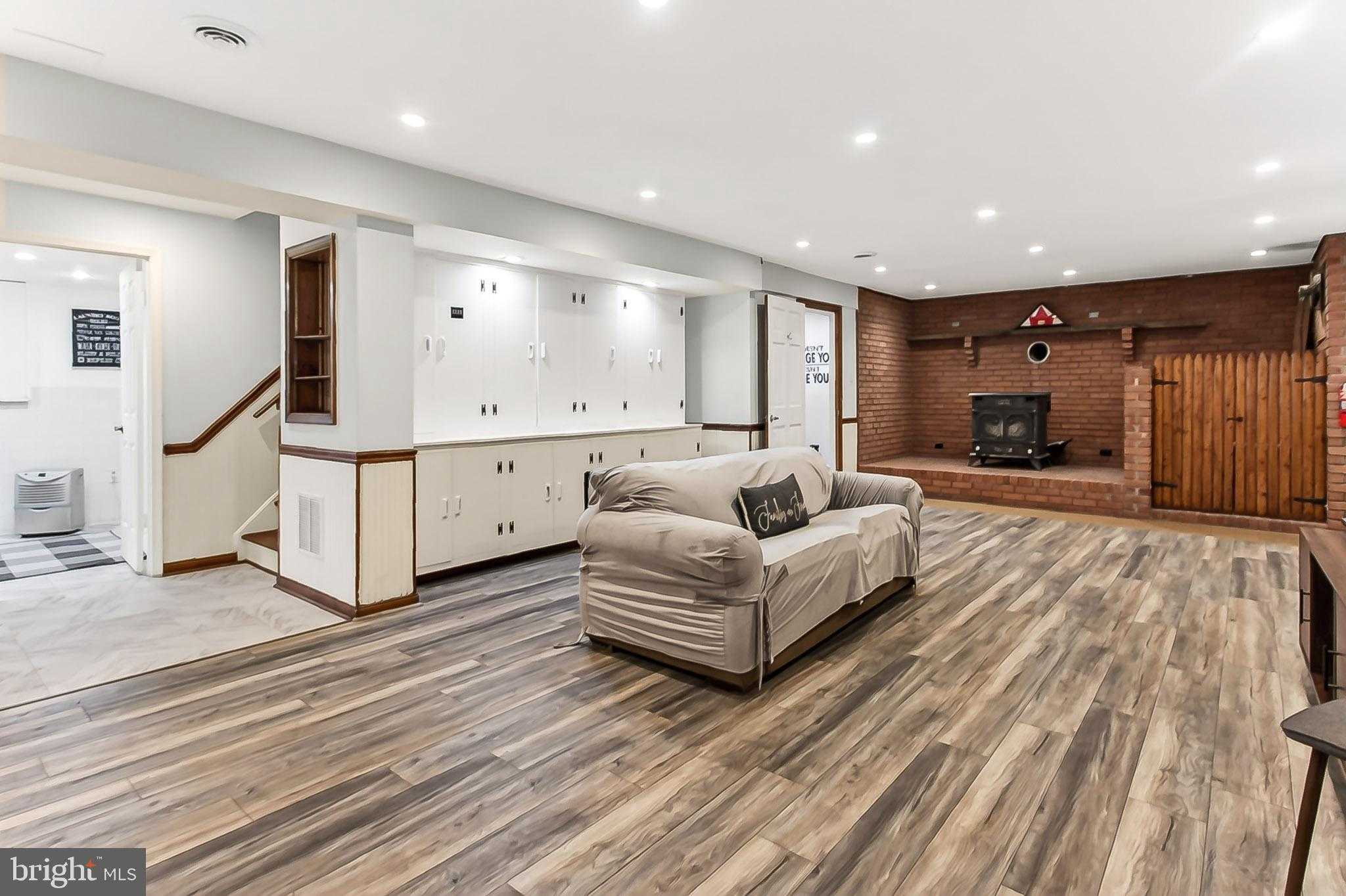 6327 Youngs Branch Dr photo 52