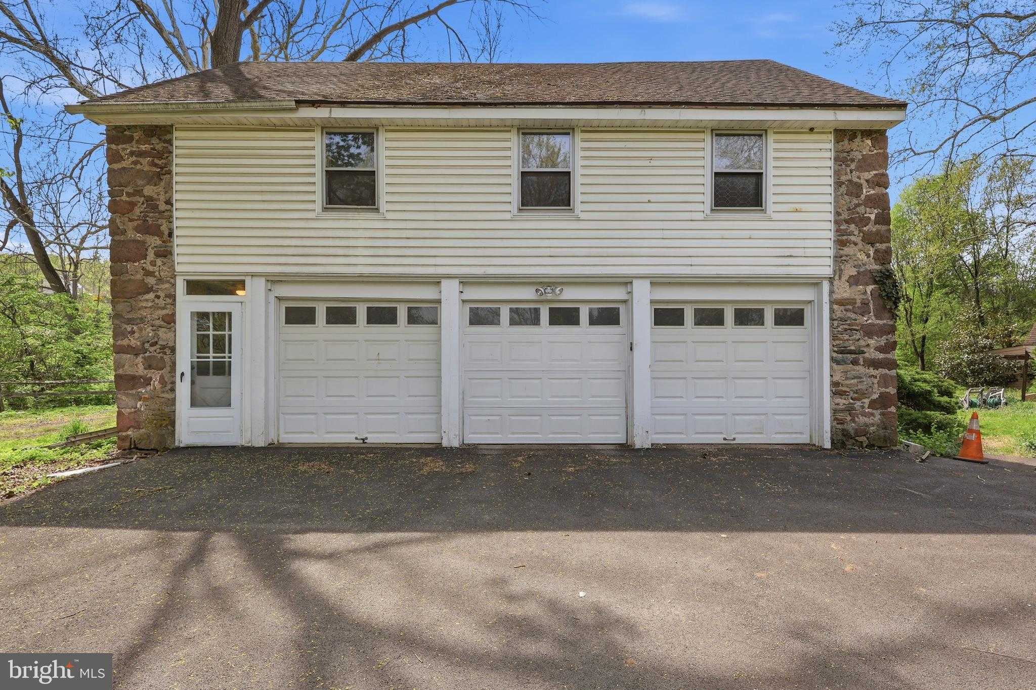 2622 Butler Pike photo 75