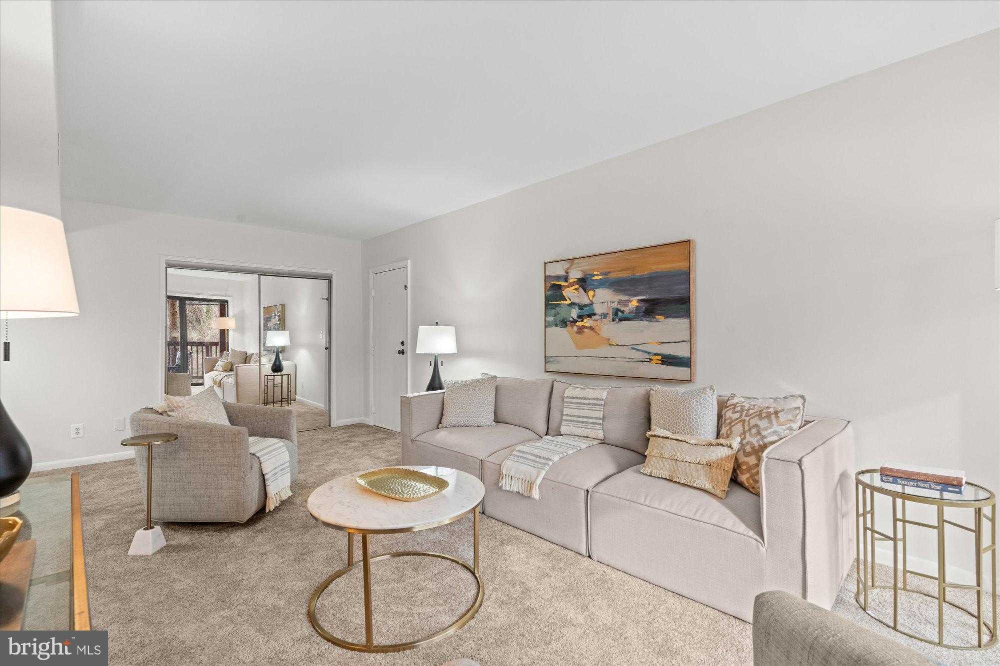 236 W Taylor Run Pkwy Apt 3 photo 4