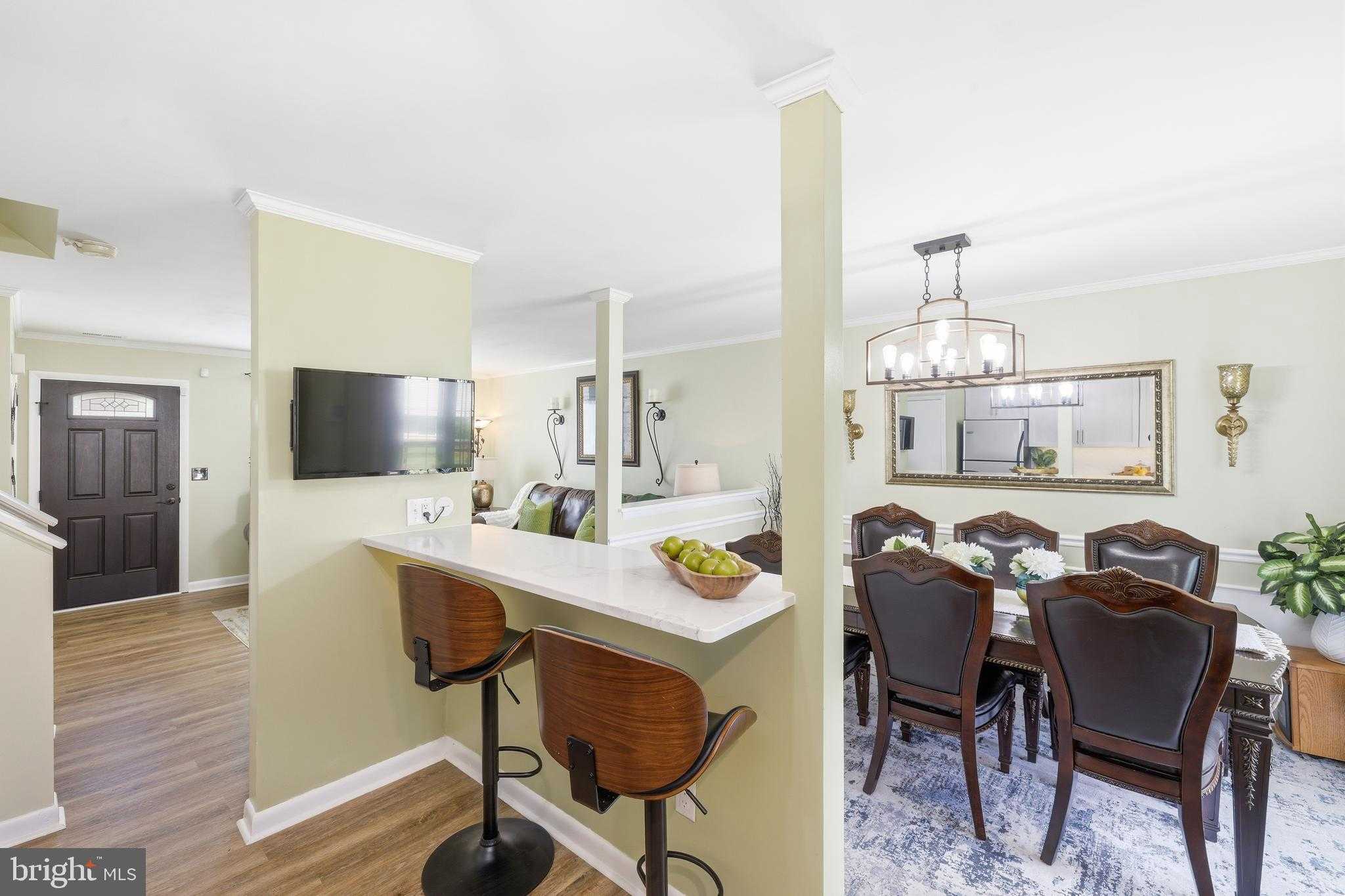 430 Azalea Pl photo 10