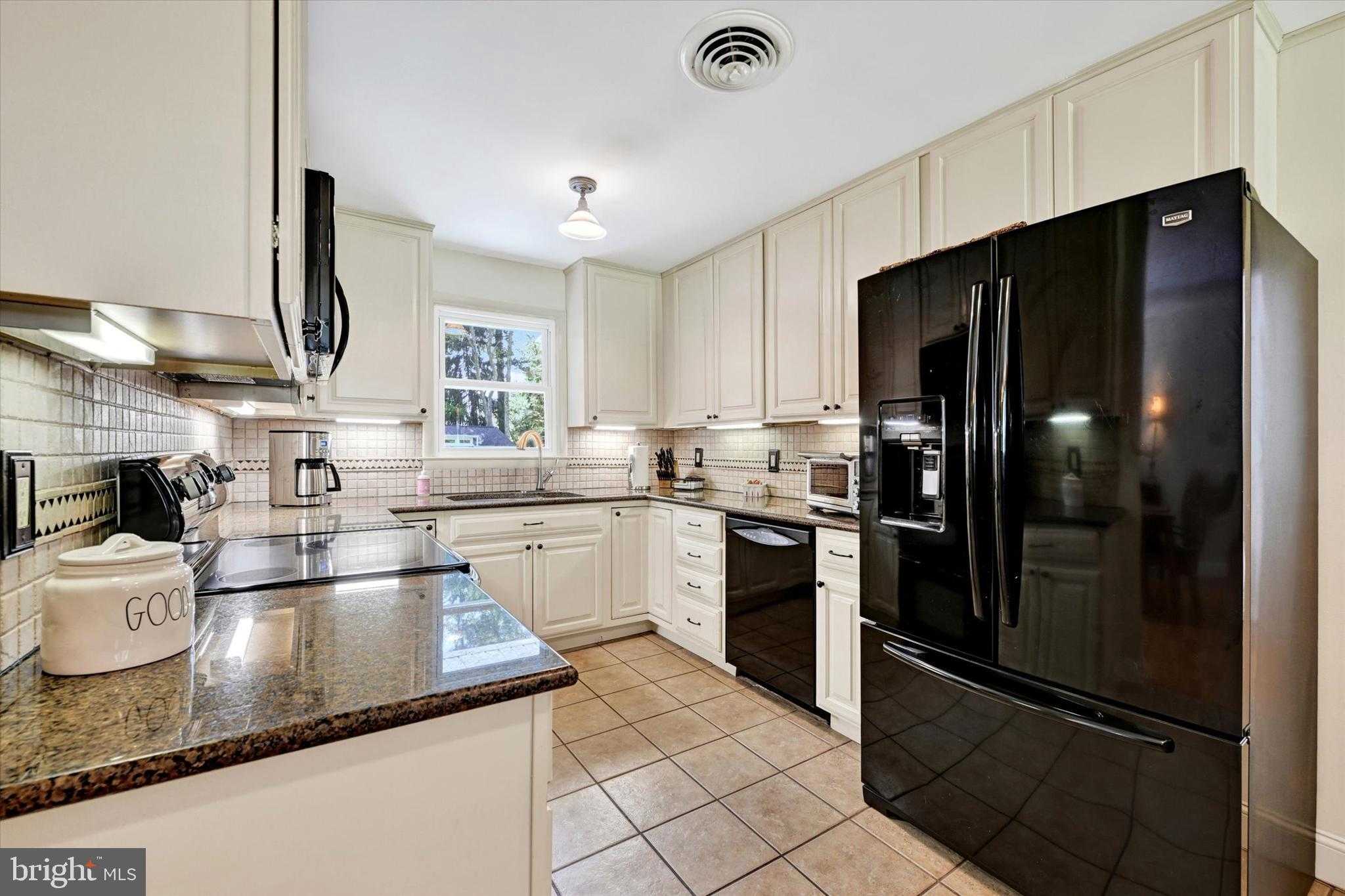 2919 Stockton Rd photo 10