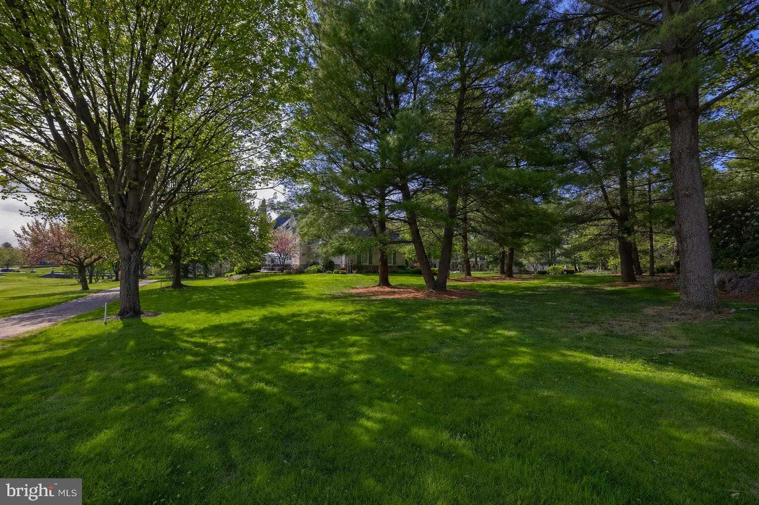 905 Greenside Dr photo 117