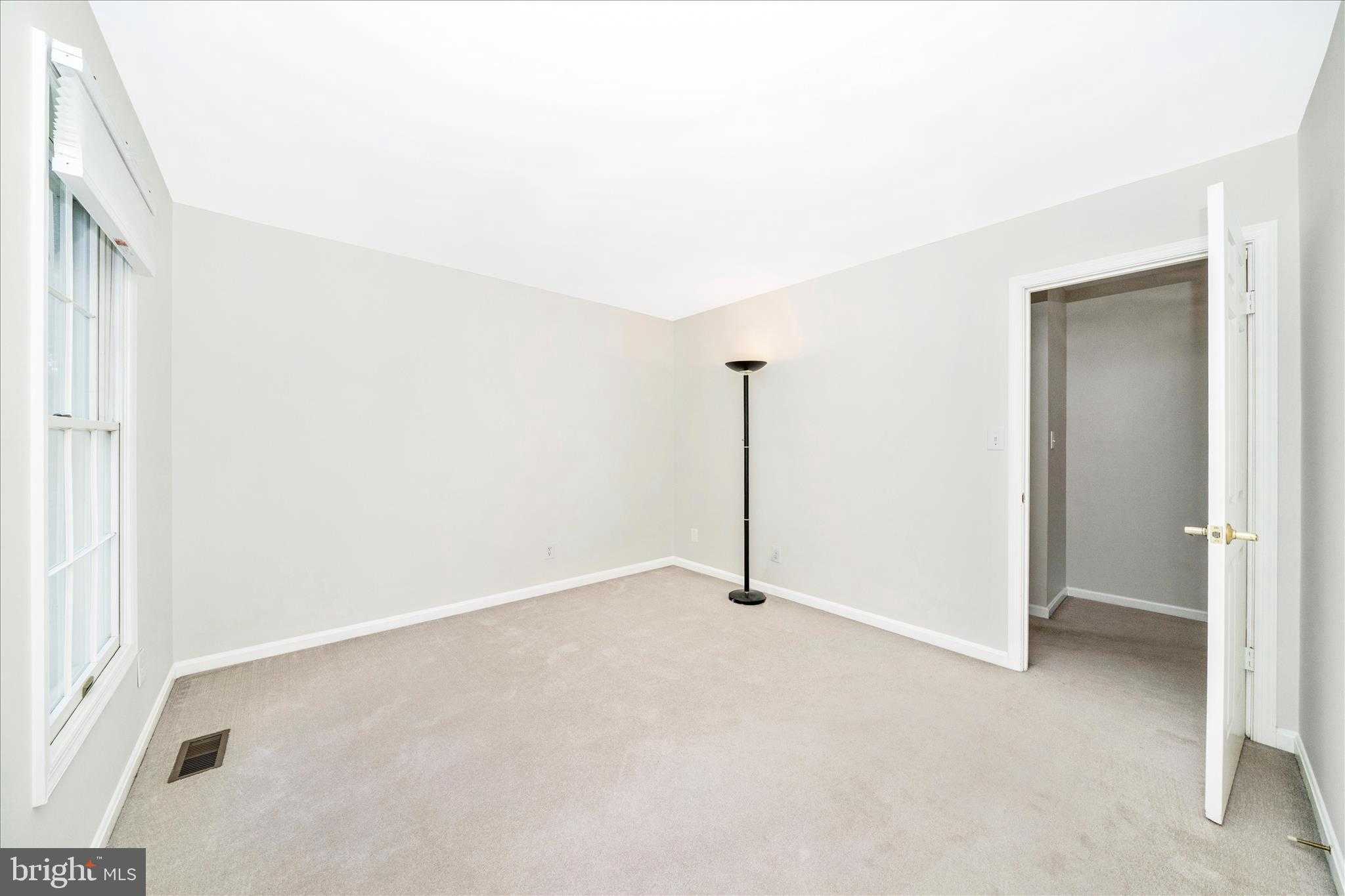 15623 Sycamore Ln photo 34