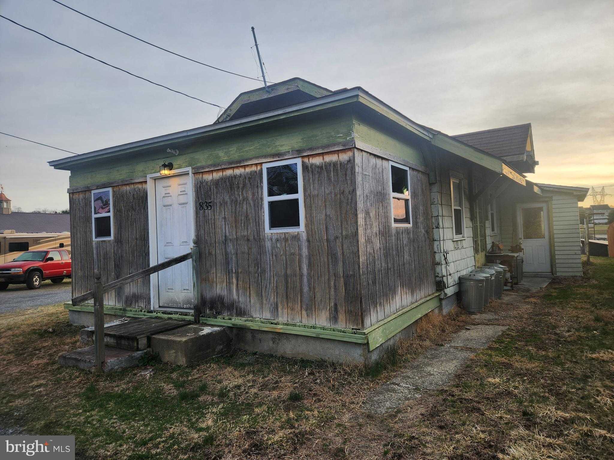 835 Conestoga Ave, Manheim