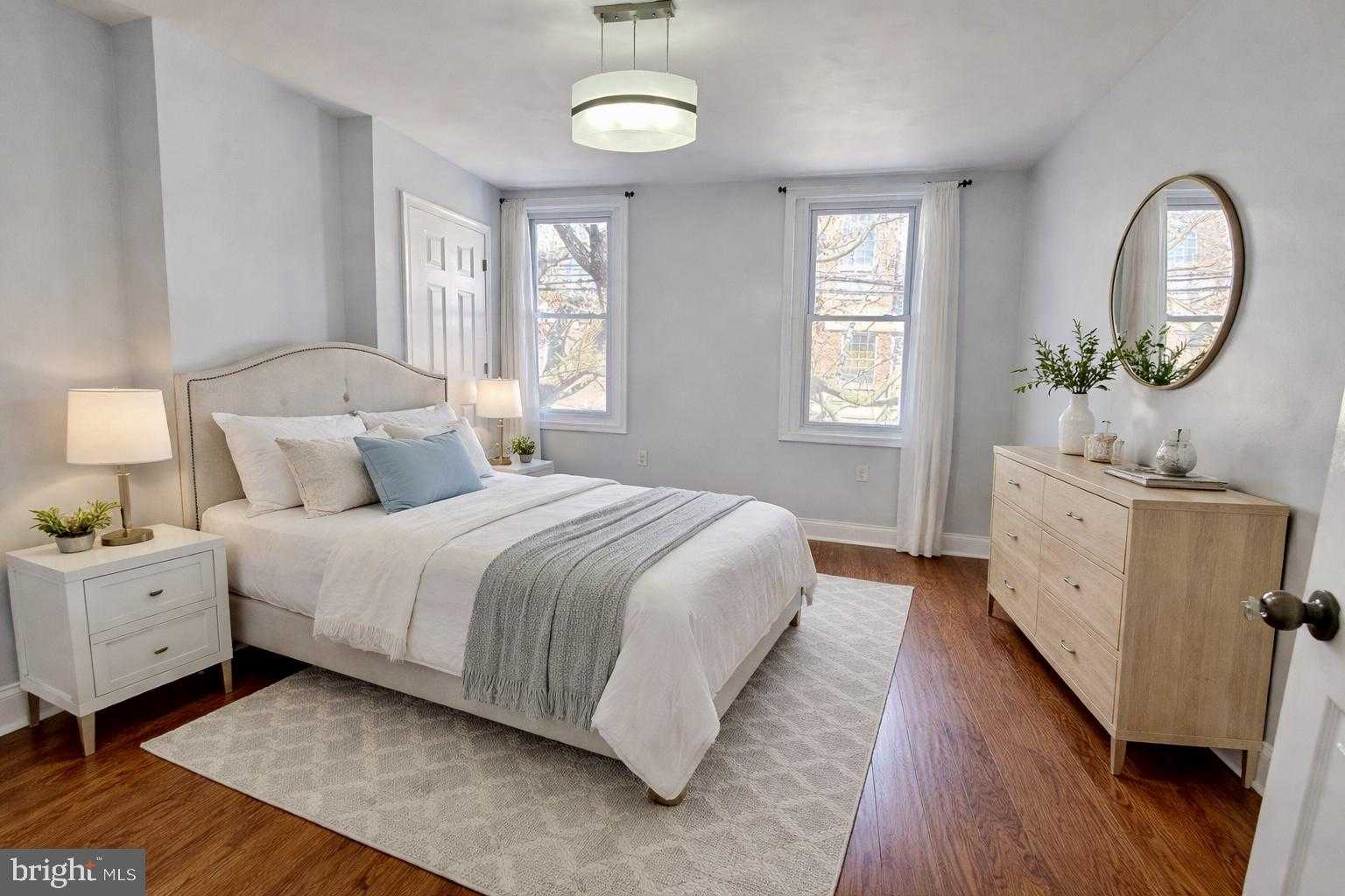 2606 Wharton St photo 2