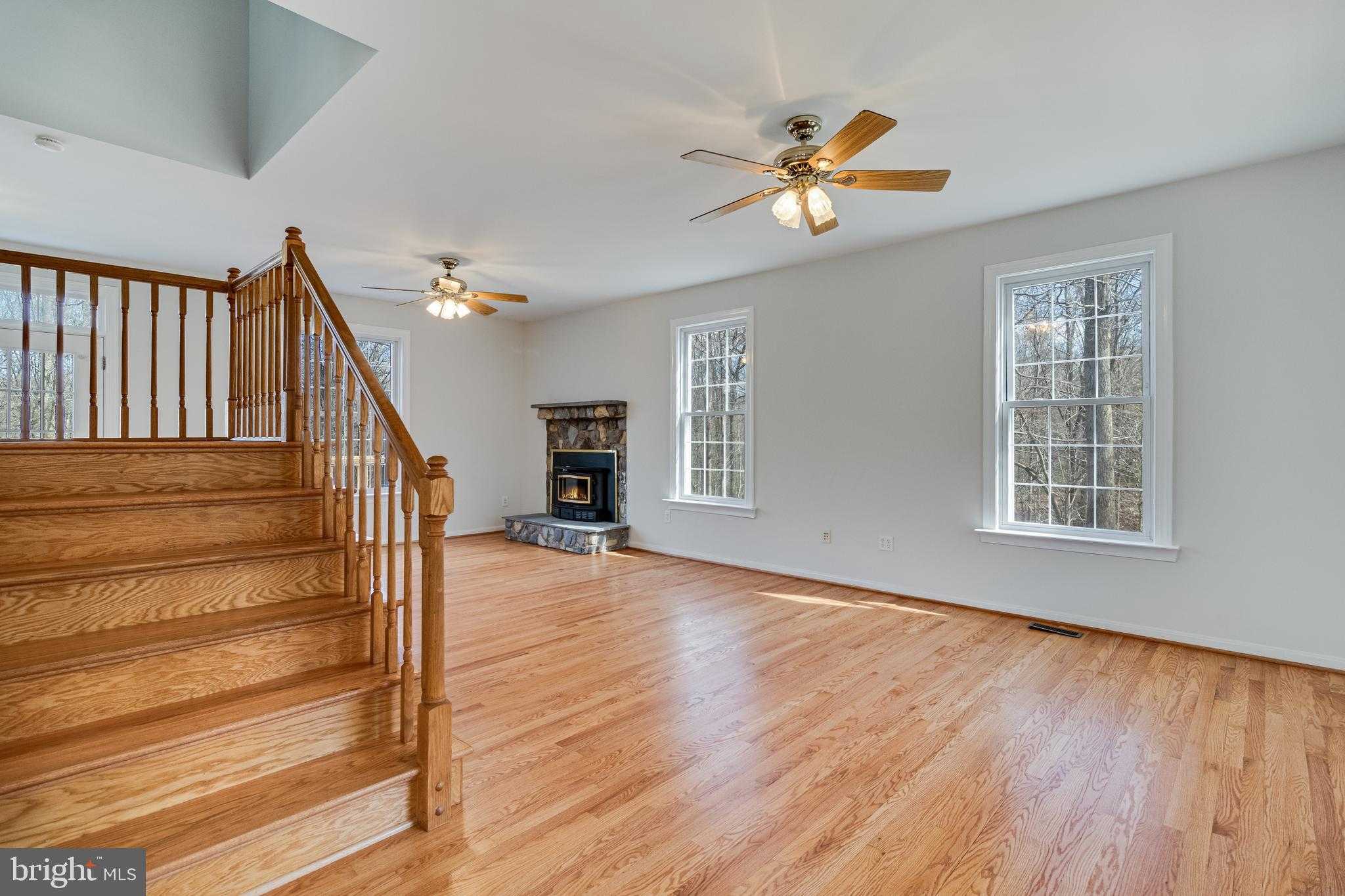 7403 Colross Glen Dr photo 32