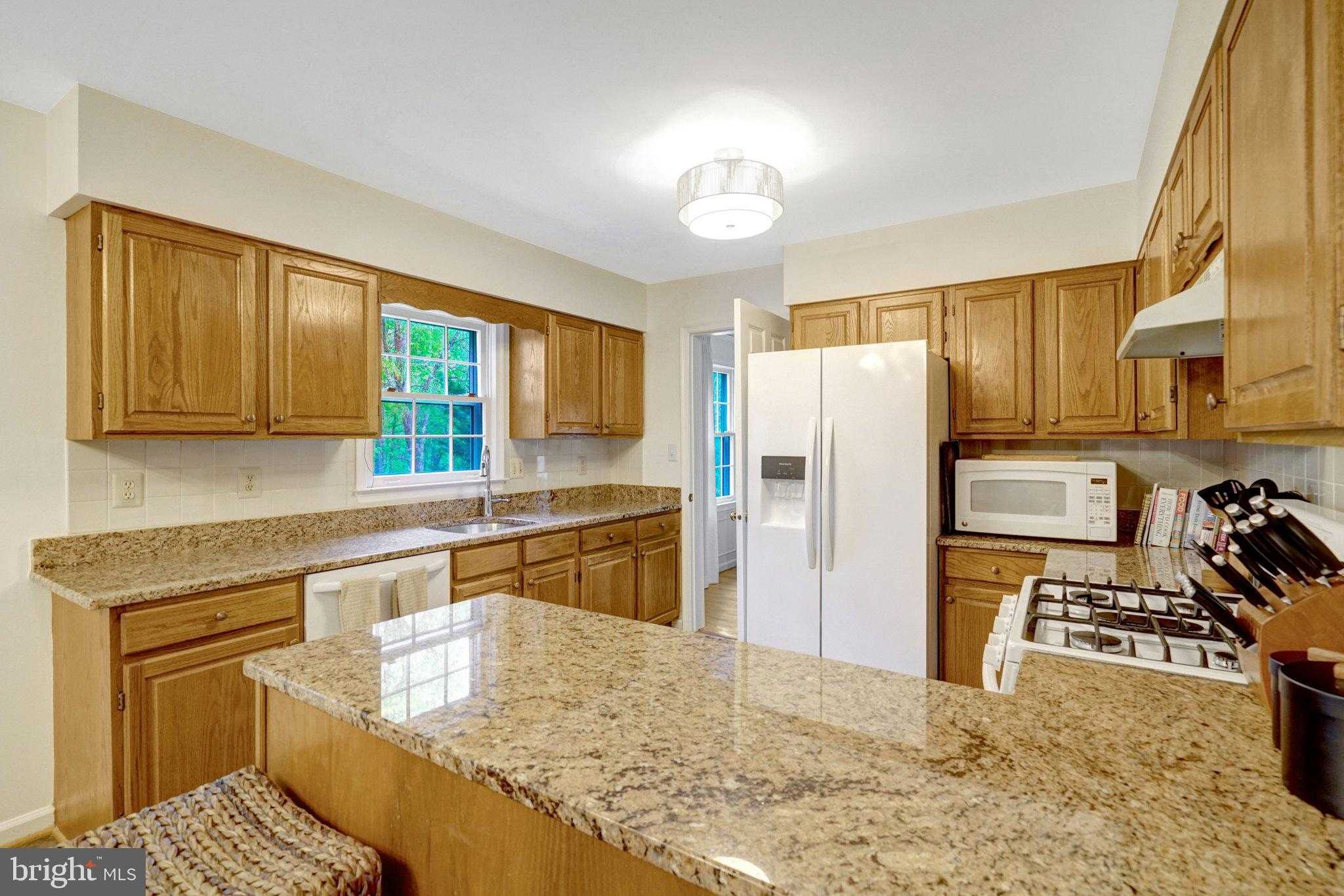 6040 Redwood Ln photo 24