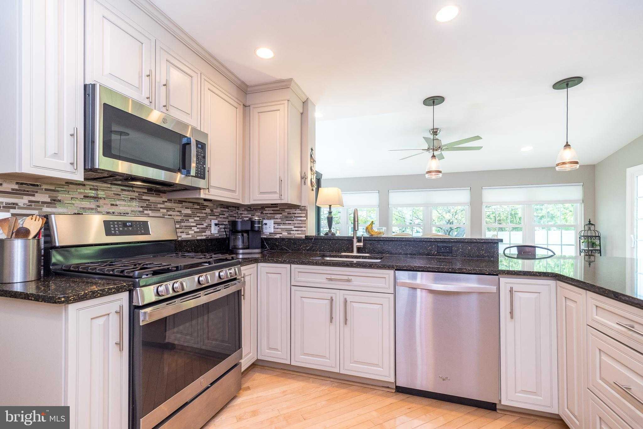 68 Steeplechase Dr photo 18