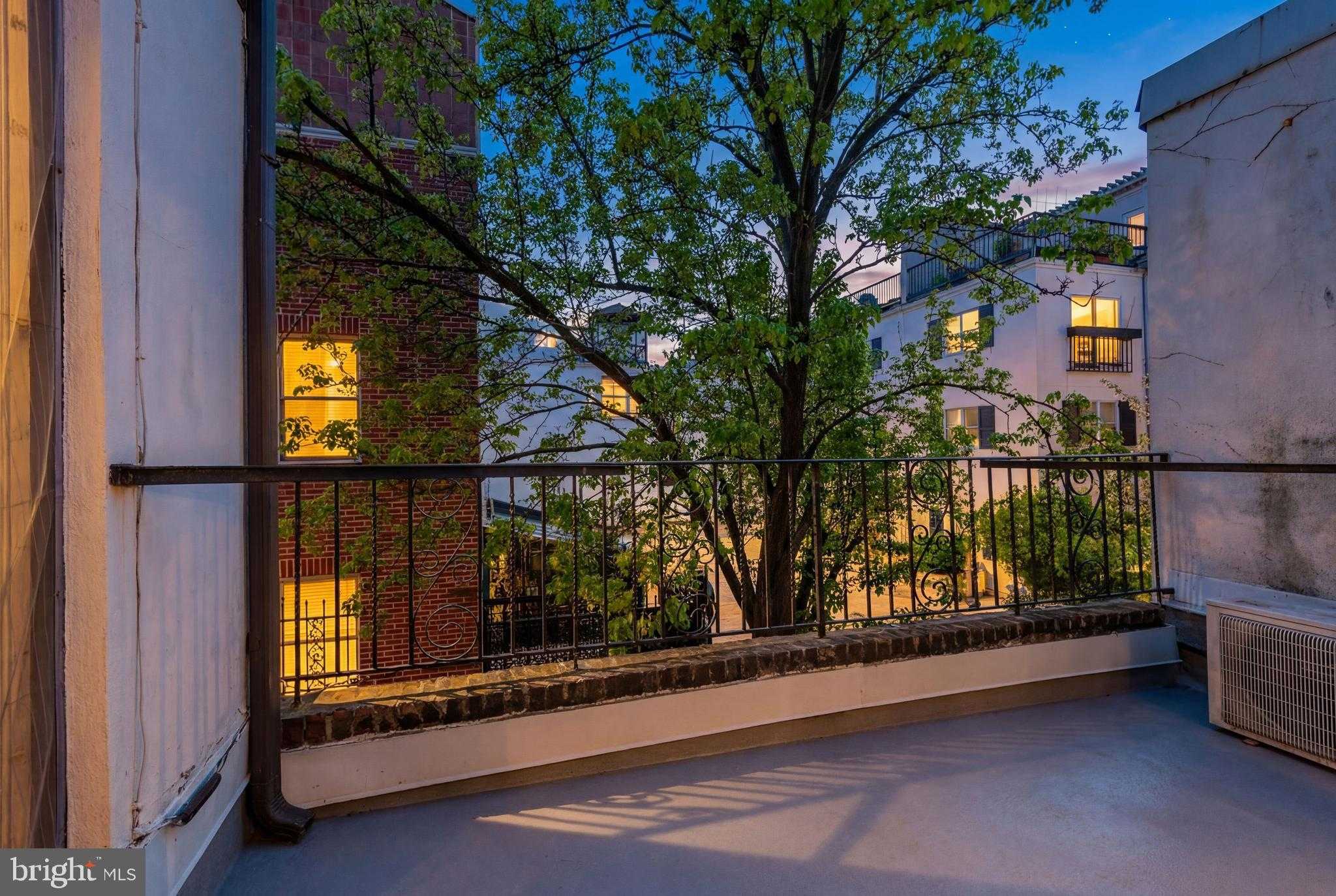 244 S 9th St photo 31