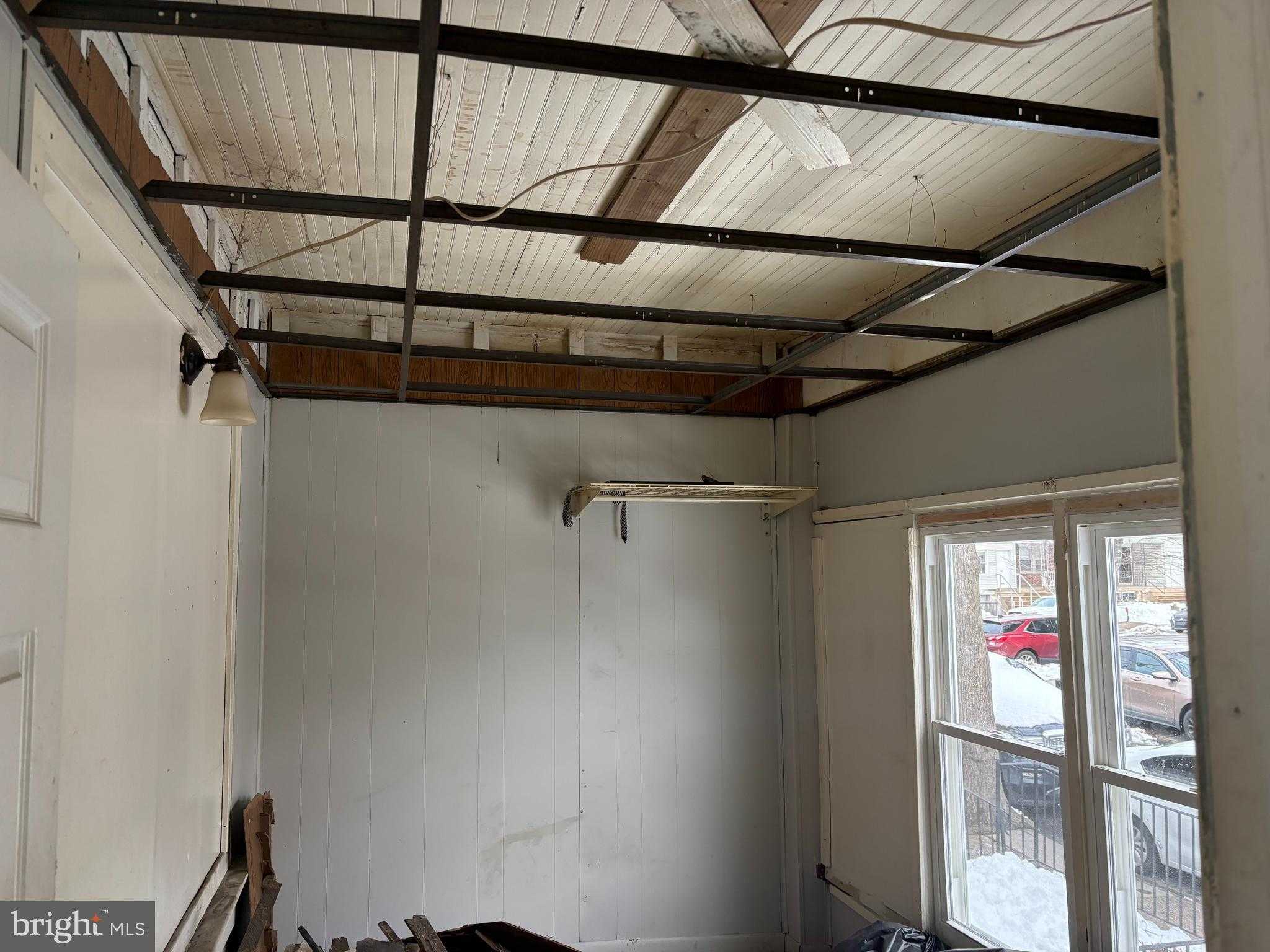 2506 Bonaffon St photo 3