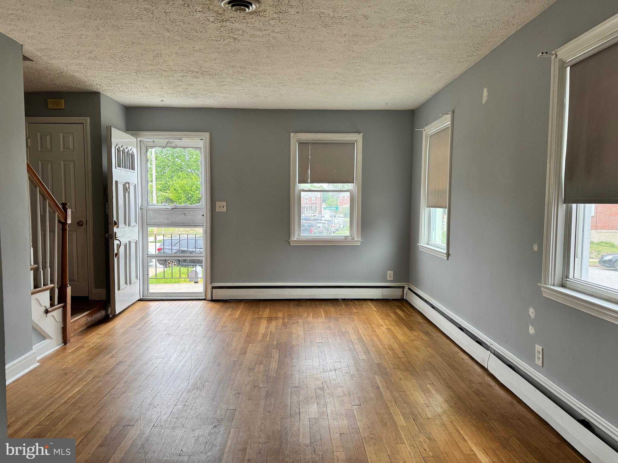 86 Berkshire Rd photo 2