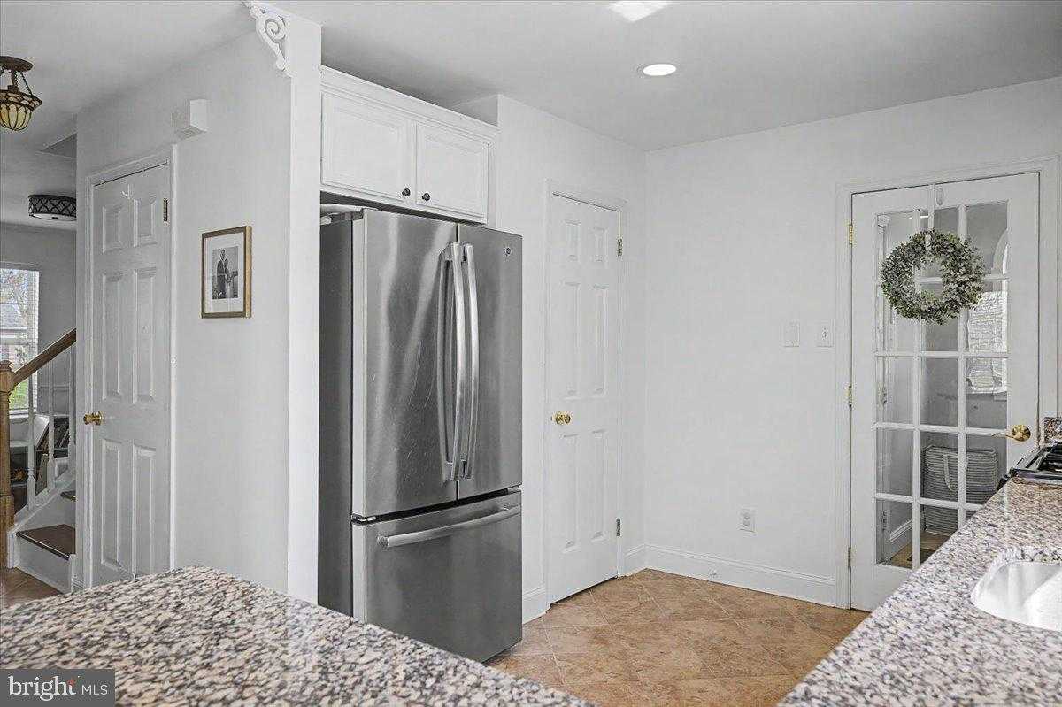 112 Trotters Way photo 19