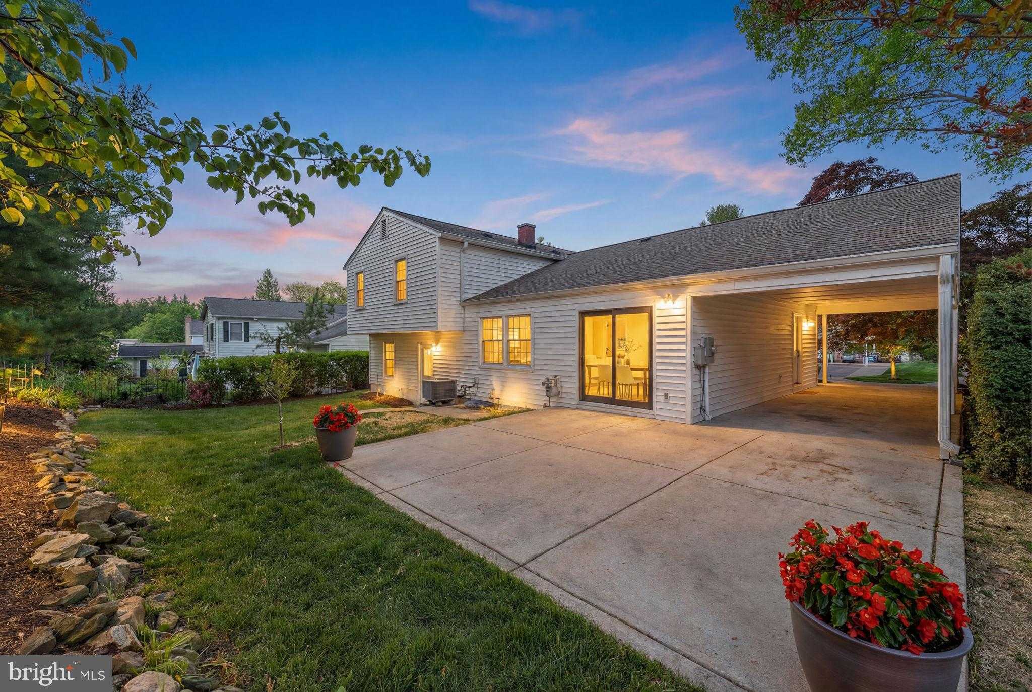 5528 Marlin St photo 46