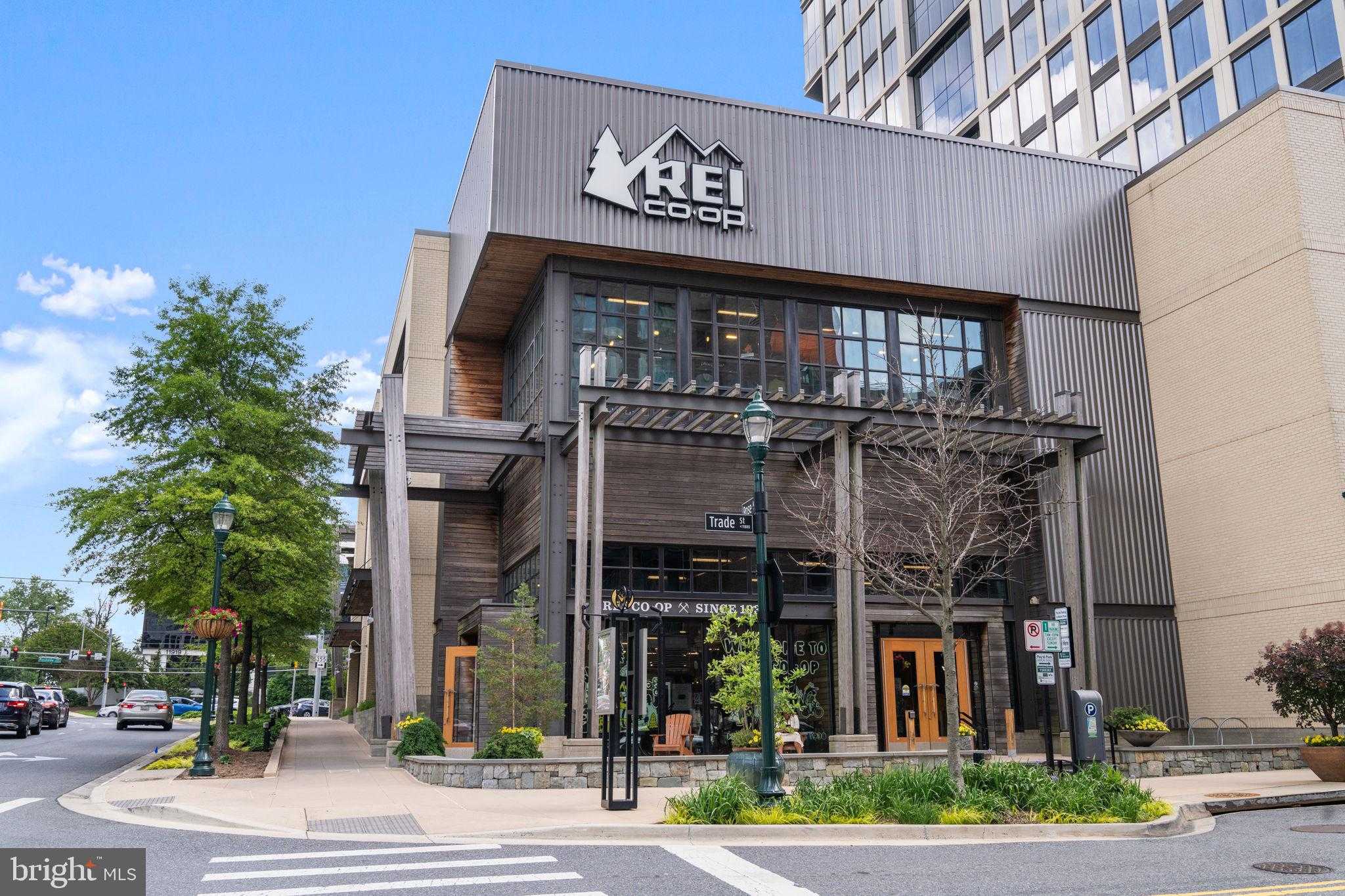 5528 Marlin St photo 71