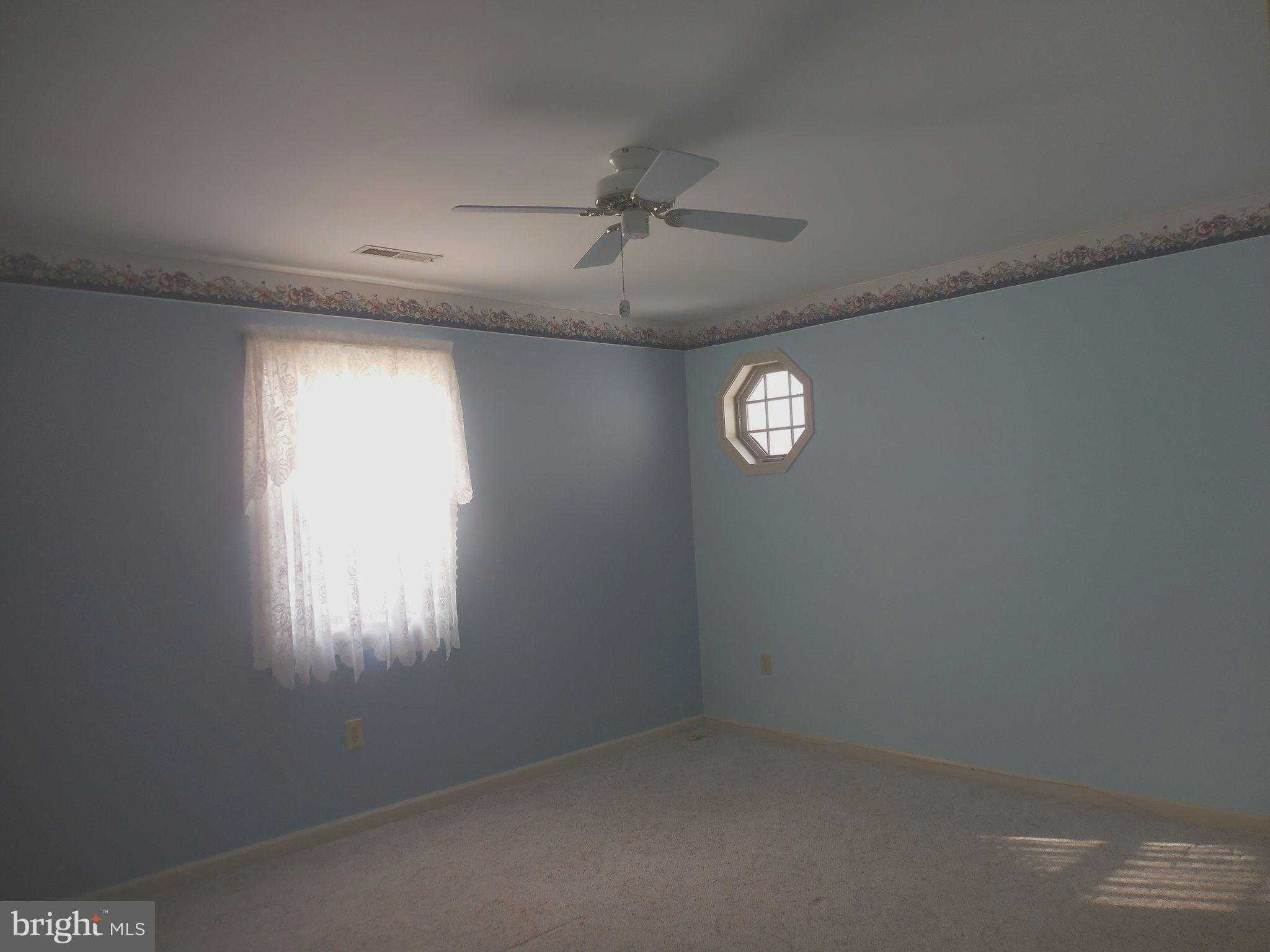 39 Springhouse Dr photo 18