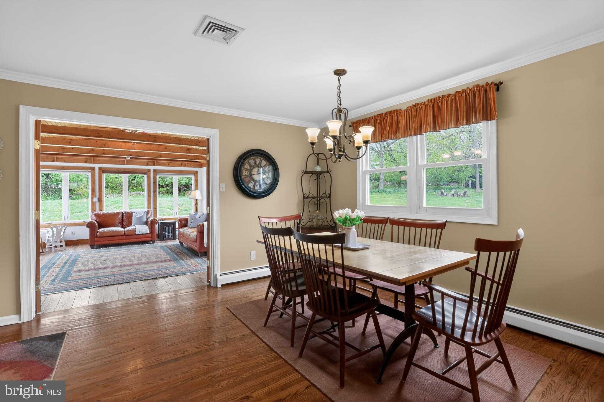 1088 Wood Ln photo 8