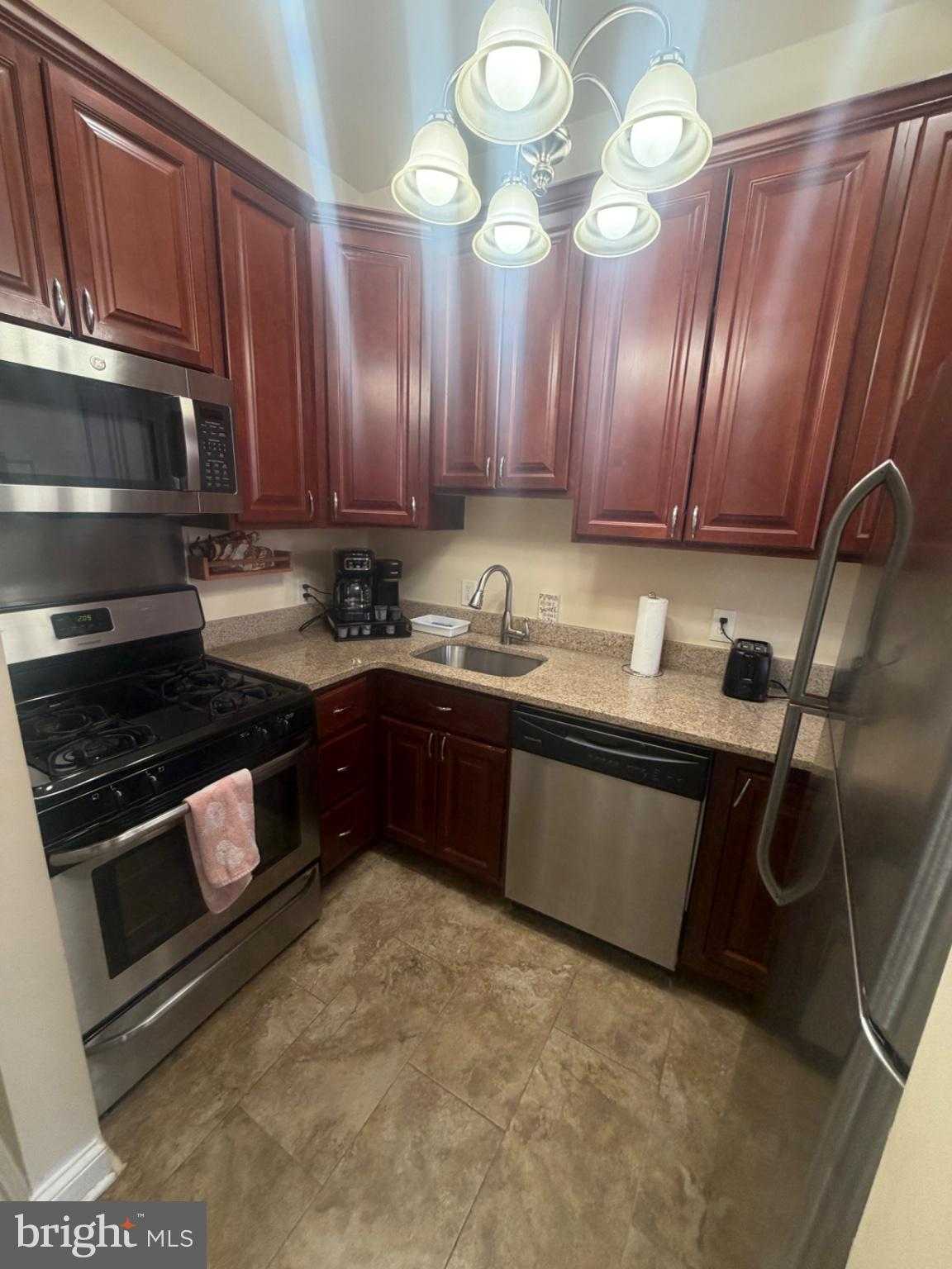 17 E 21st St photo 58