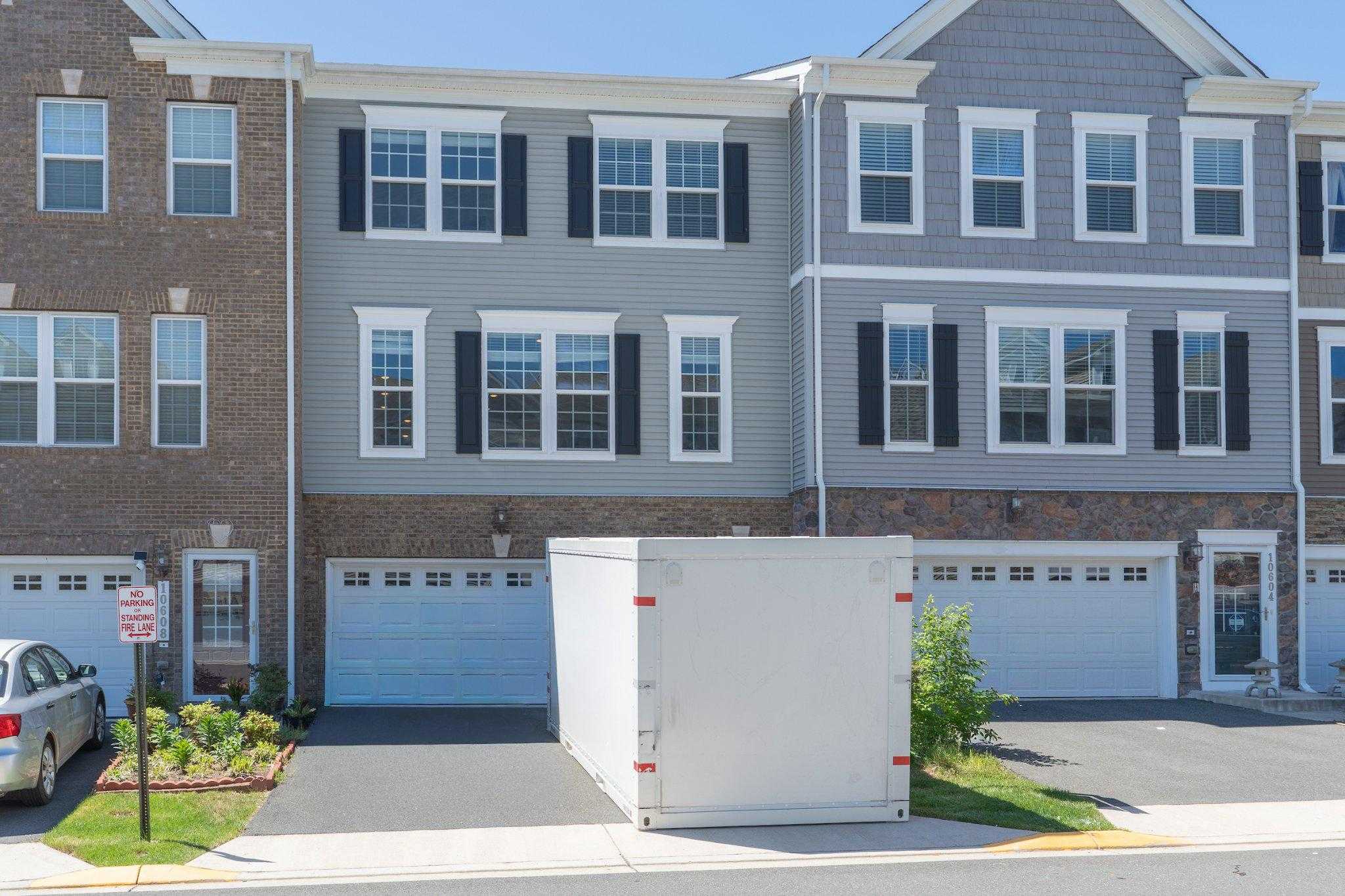 10606 Hinton Way photo 4