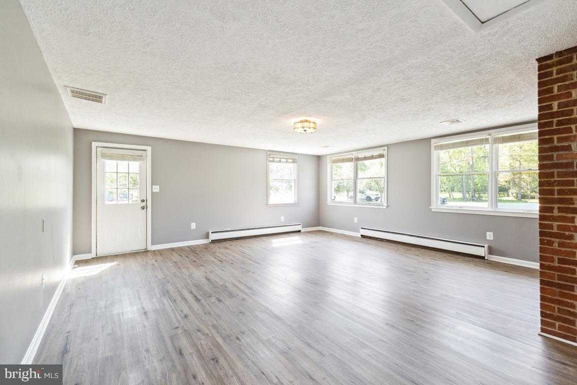 45448 Mallard St photo 12